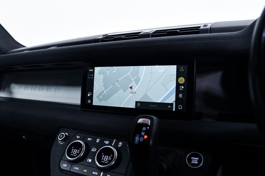 Land Rover Defender 110 - Image 16