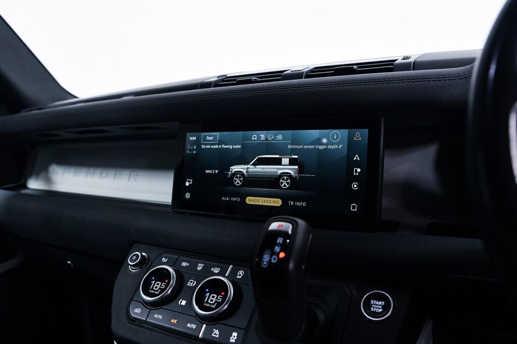 Land Rover Defender 110 - Image 20