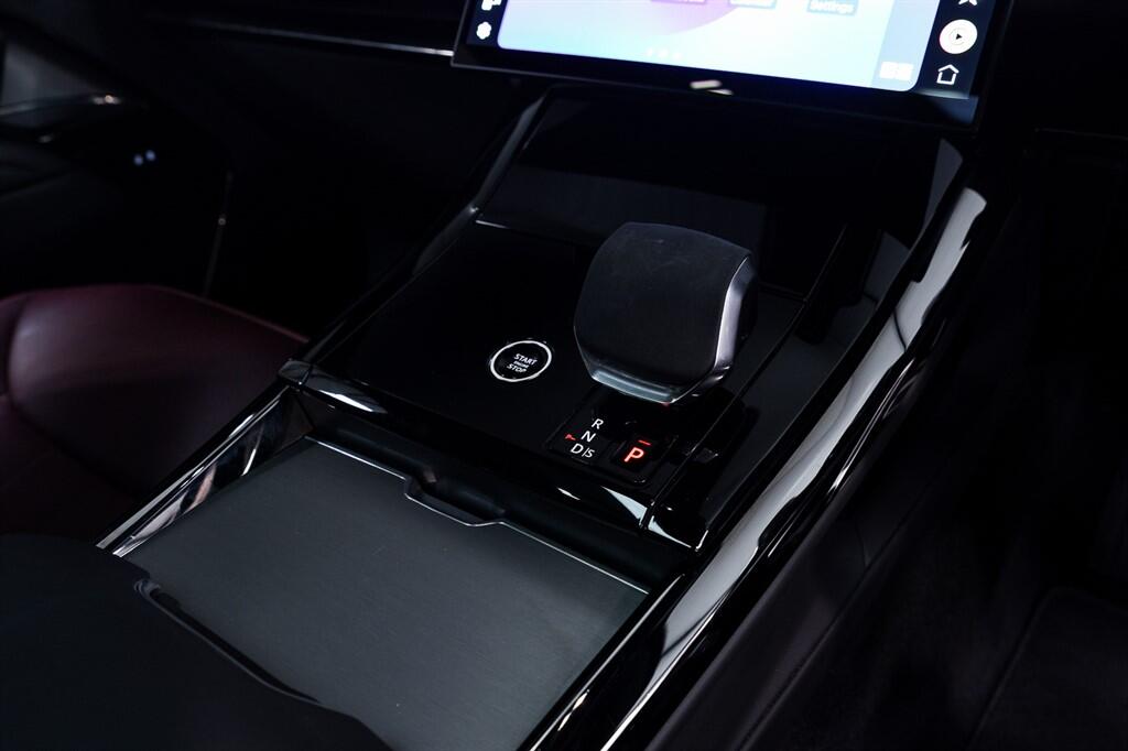 Land Rover RANGE ROVER SPORT - Image 18