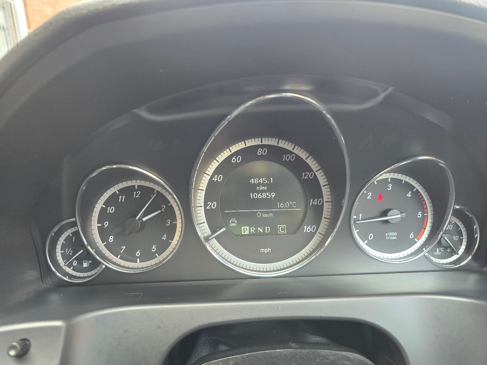 Mercedes E Class - Image 19