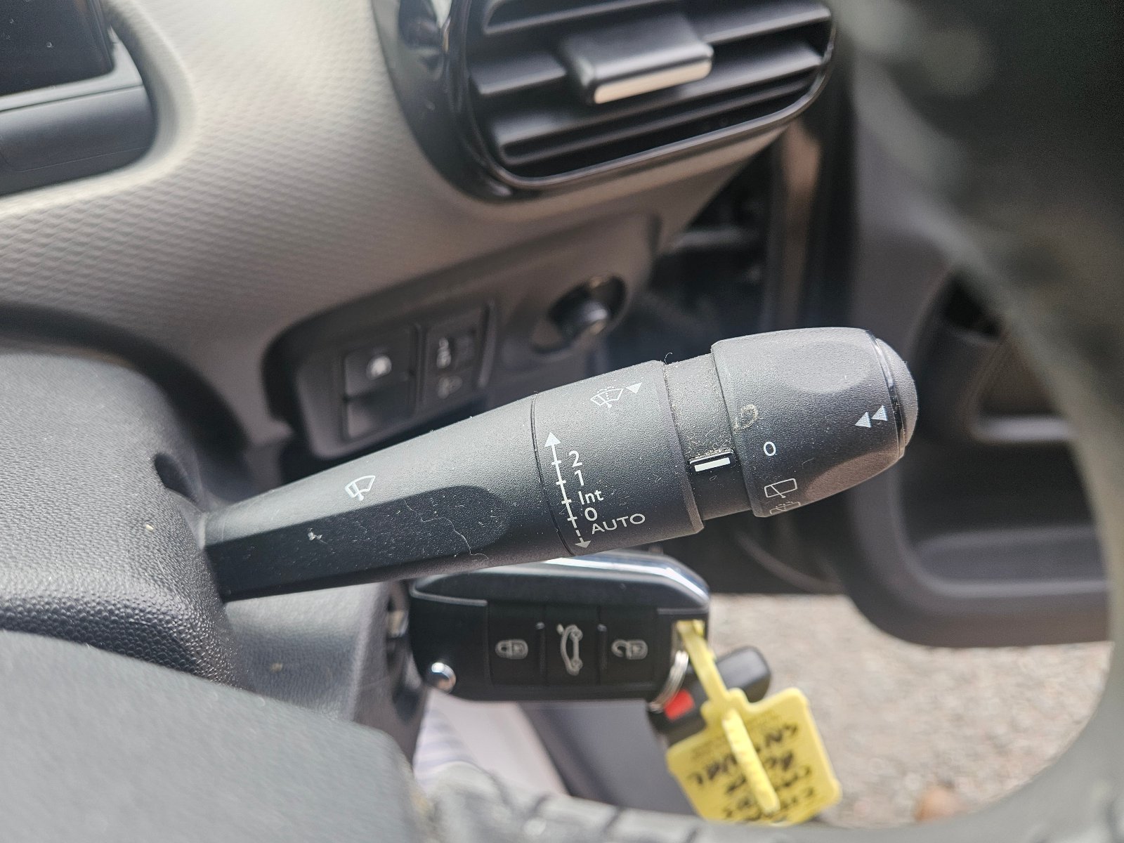 Citroen C4 Cactus - Image 24
