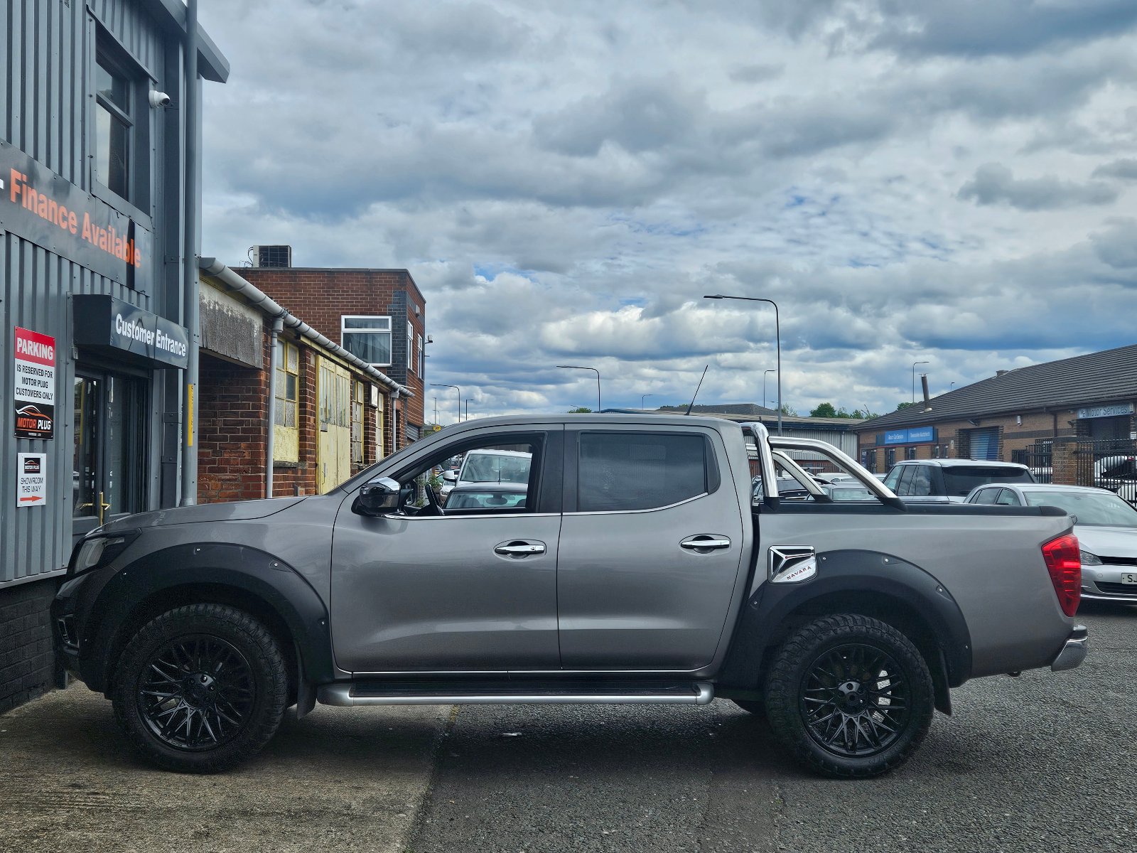 Nissan NAVARA - Image 7