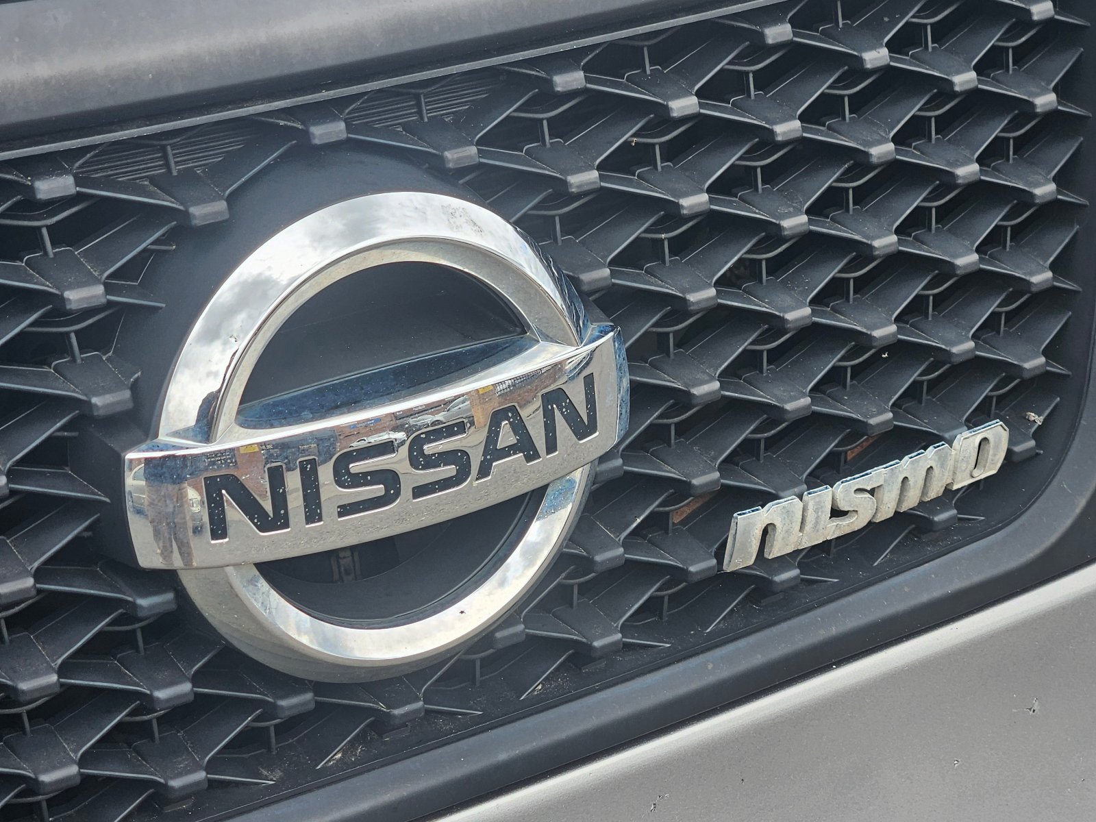 Nissan NAVARA - Image 11