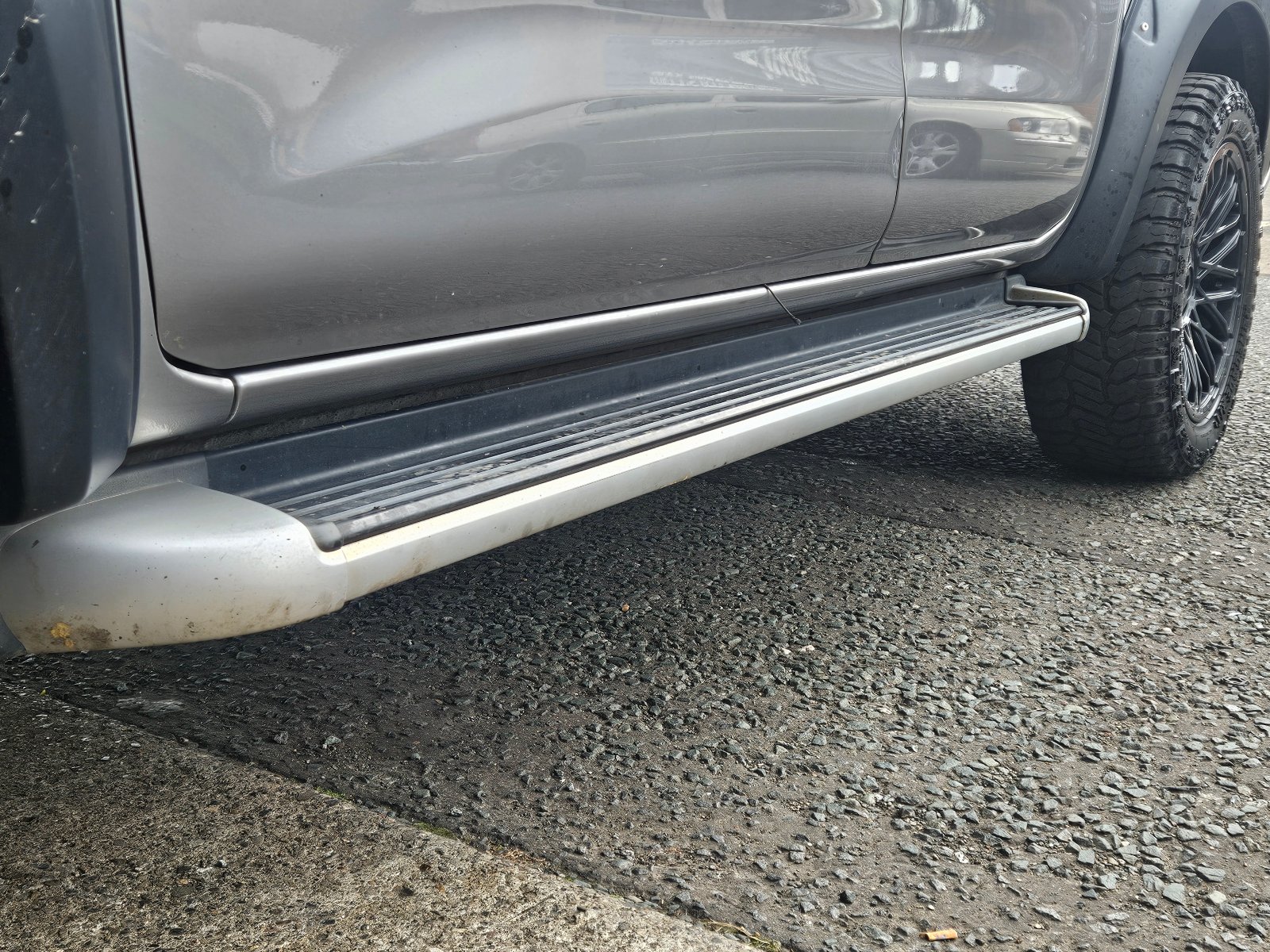 Nissan NAVARA - Image 12