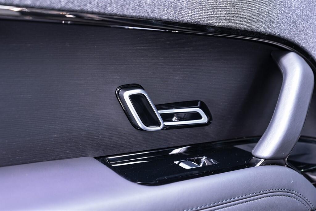 Land Rover RANGE ROVER SPORT - Image 17