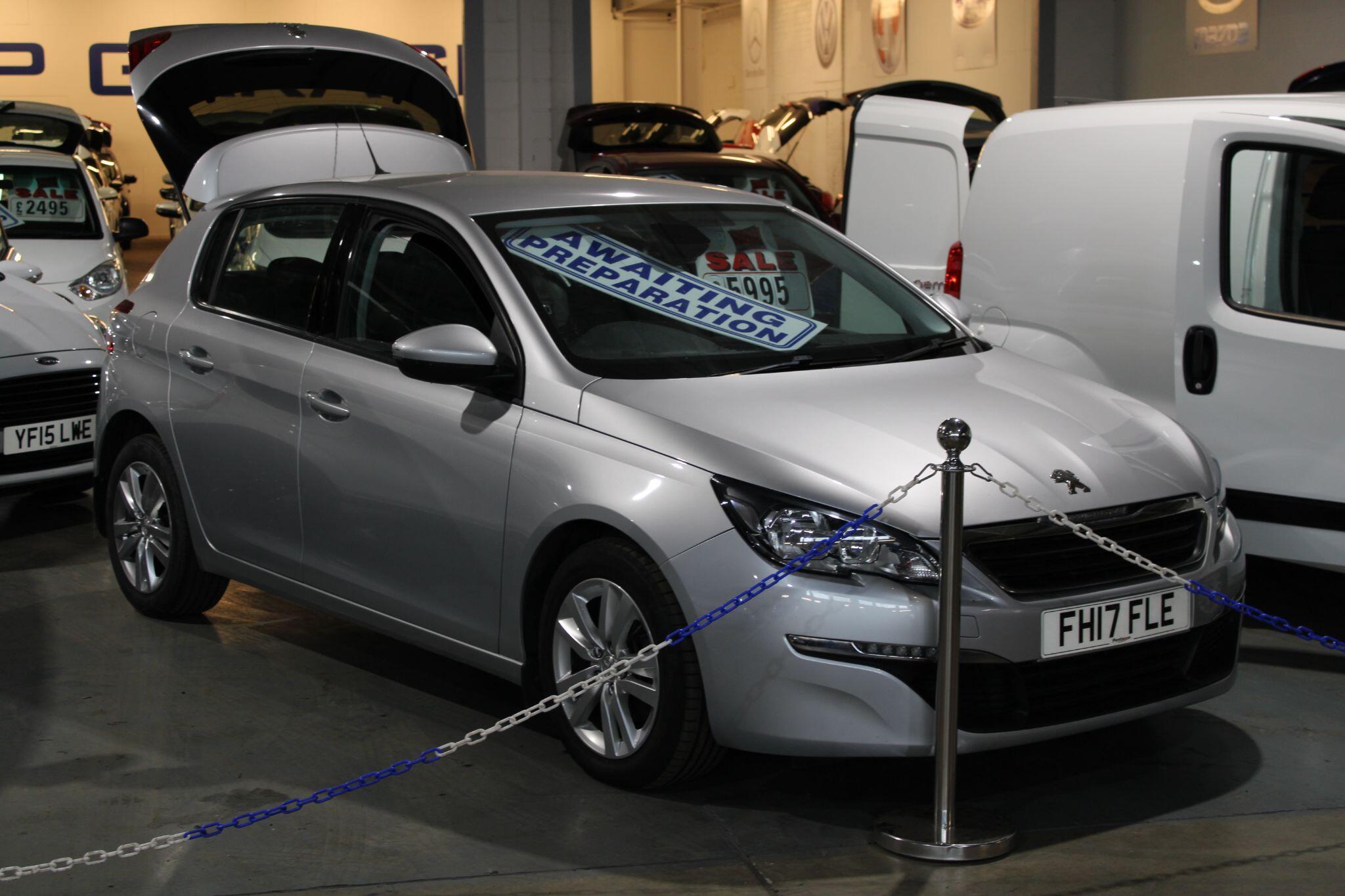 Peugeot 308
