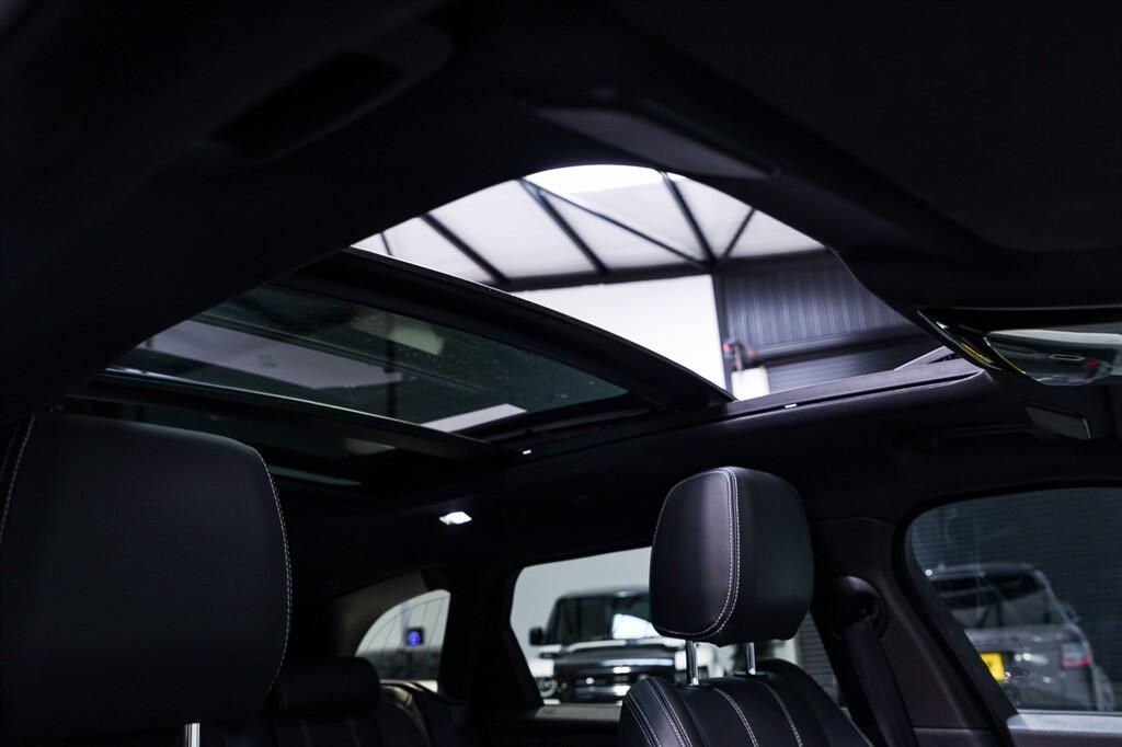 Land Rover Range Rover Velar - Image 5