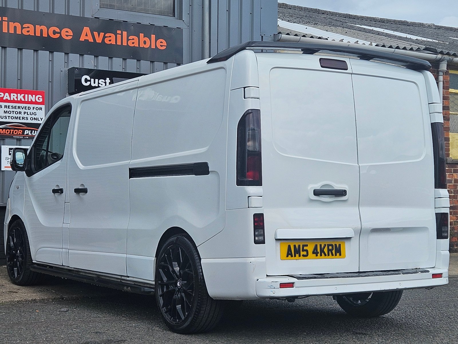 Renault Trafic - Image 2