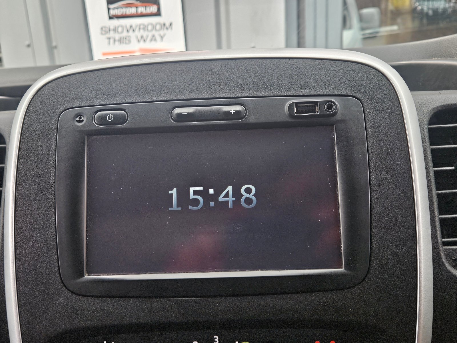 Renault Trafic - Image 19