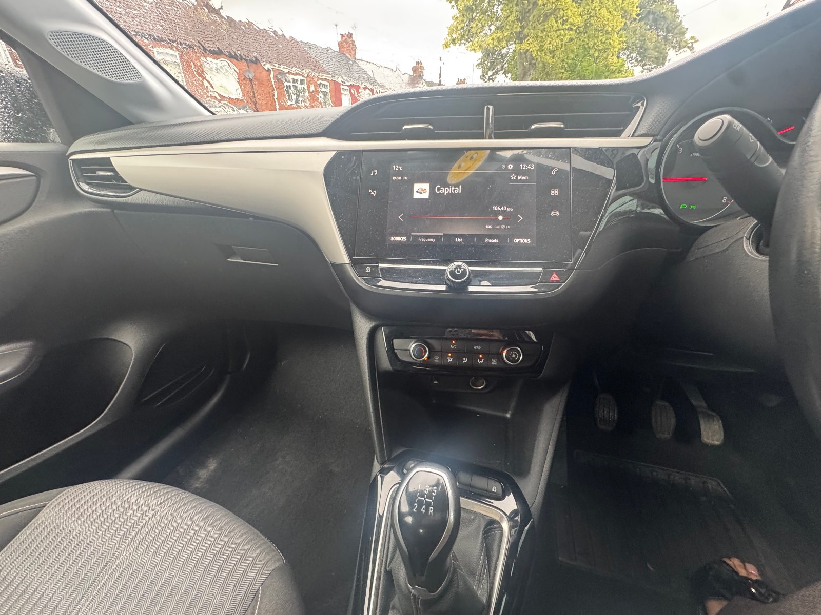 Vauxhall Corsa - Image 5