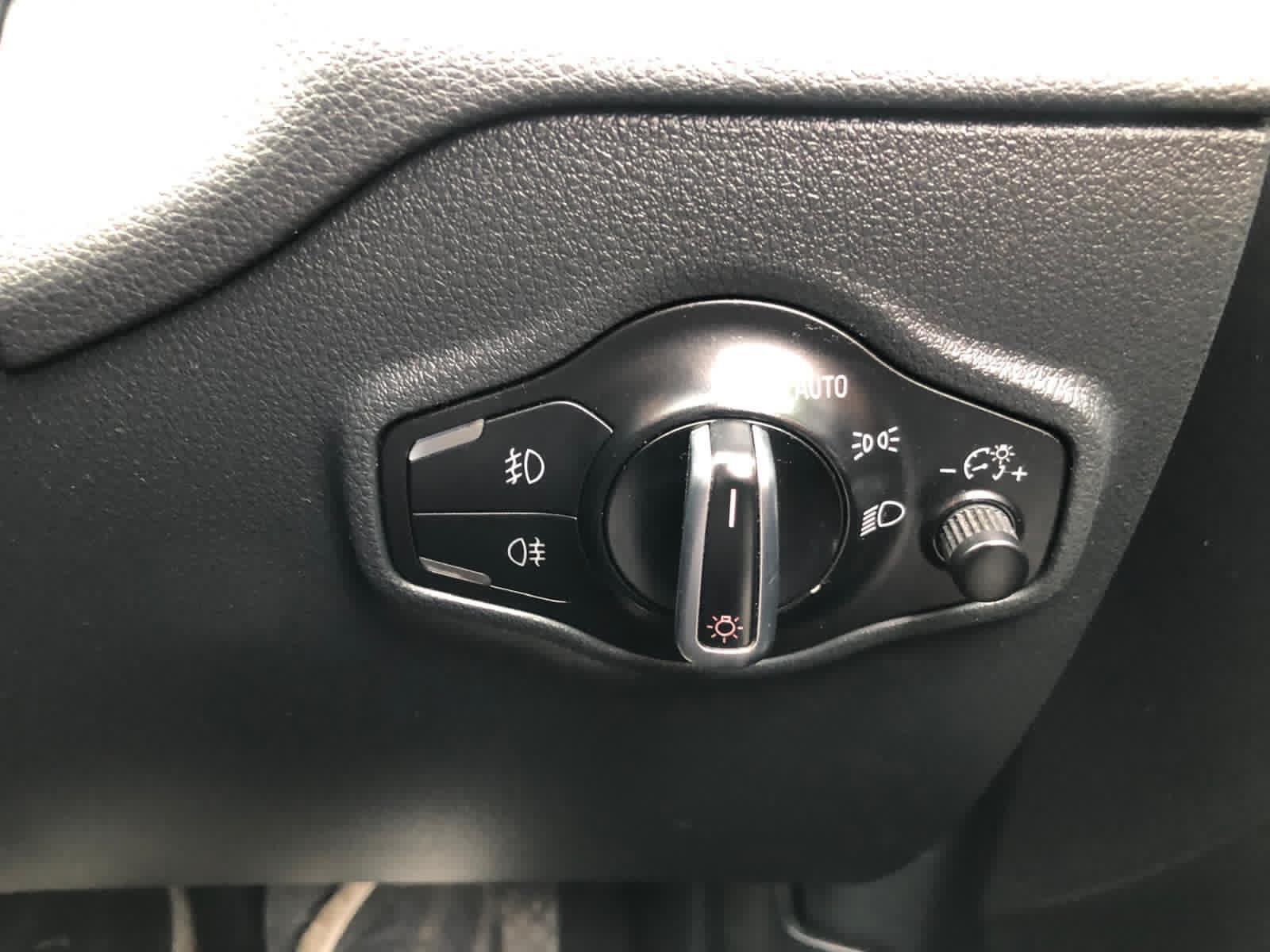 Audi Q5 - Image 26