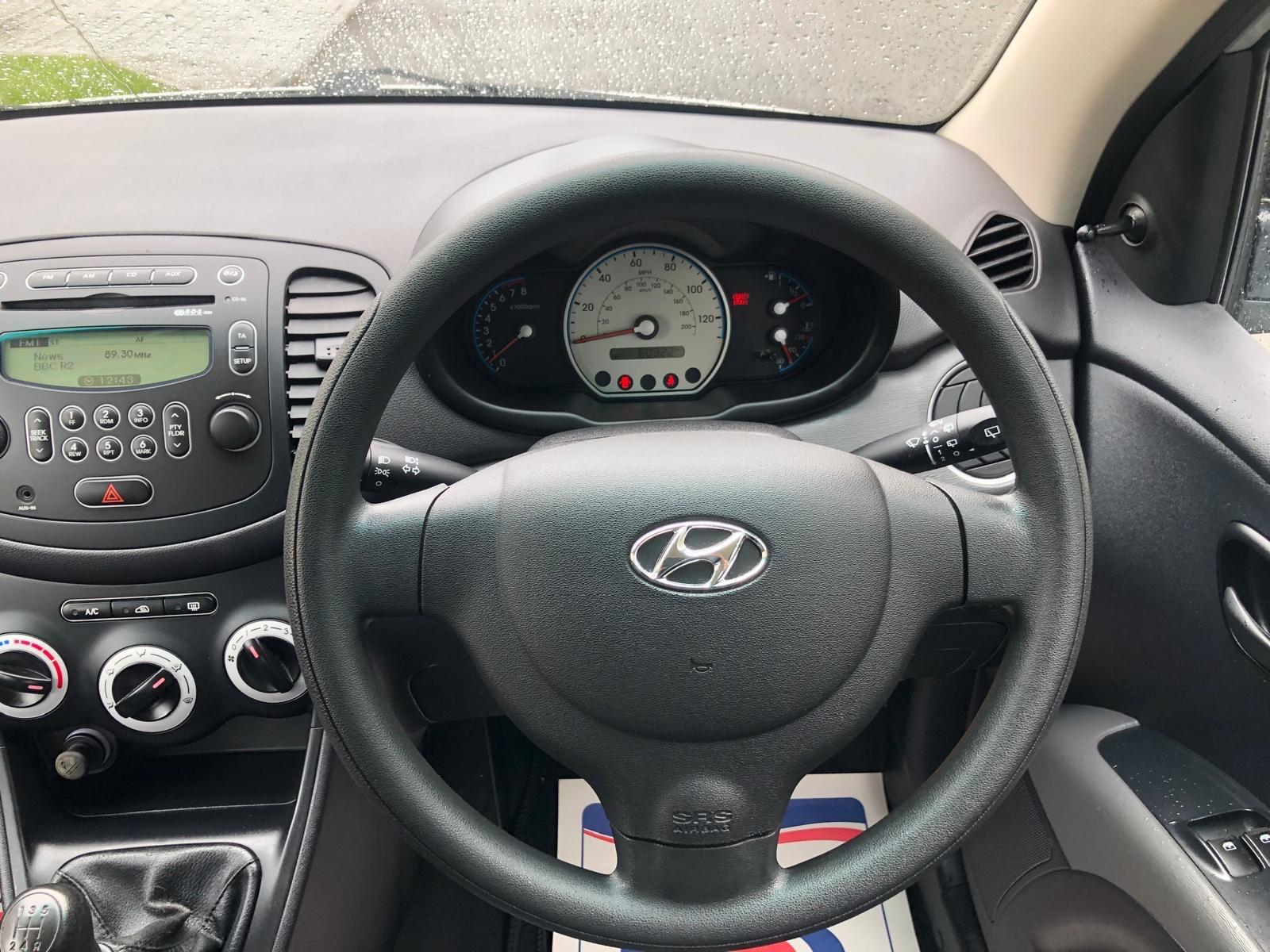 Hyundai i10 - Image 22