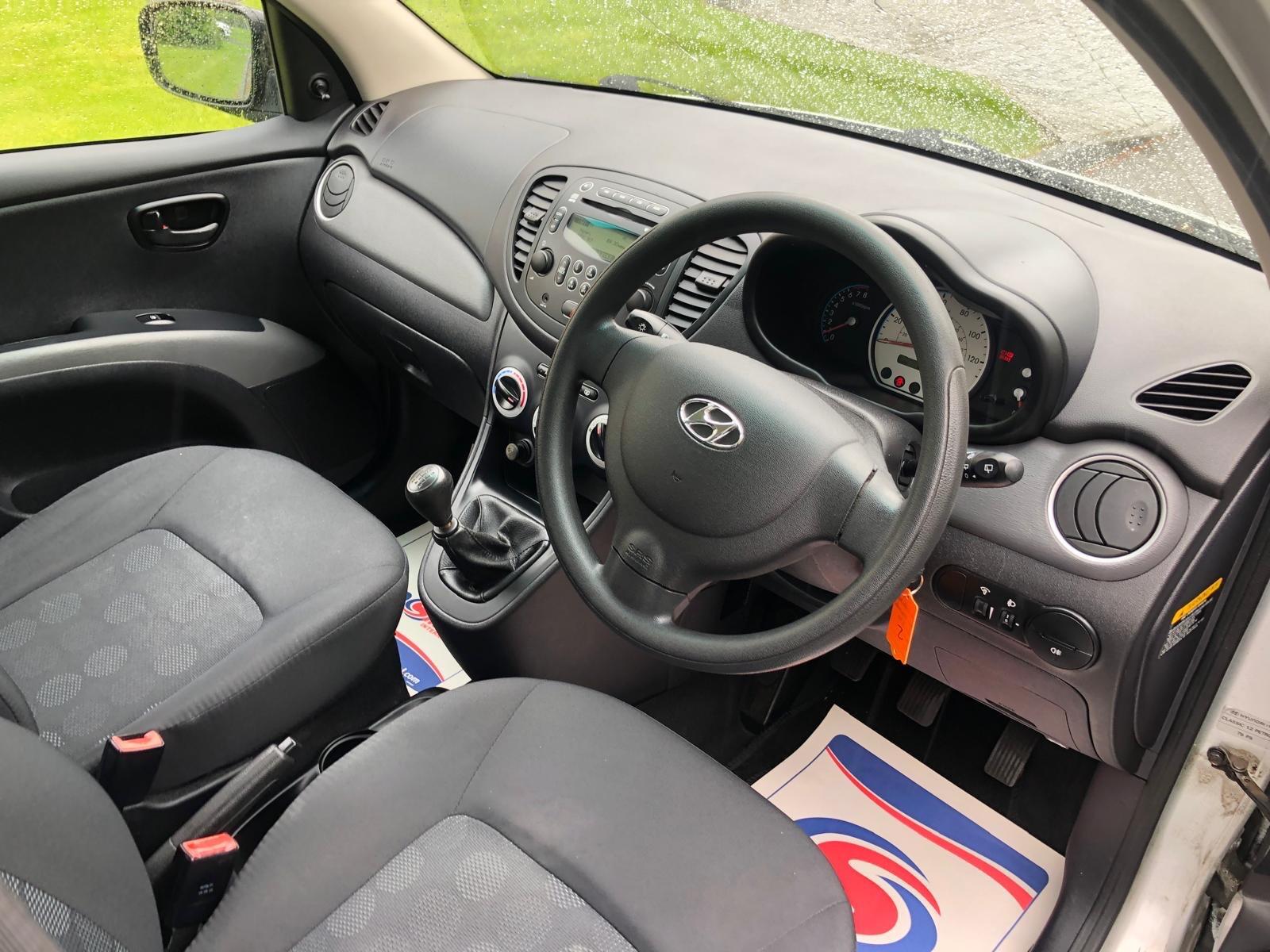 Hyundai i10 - Image 32