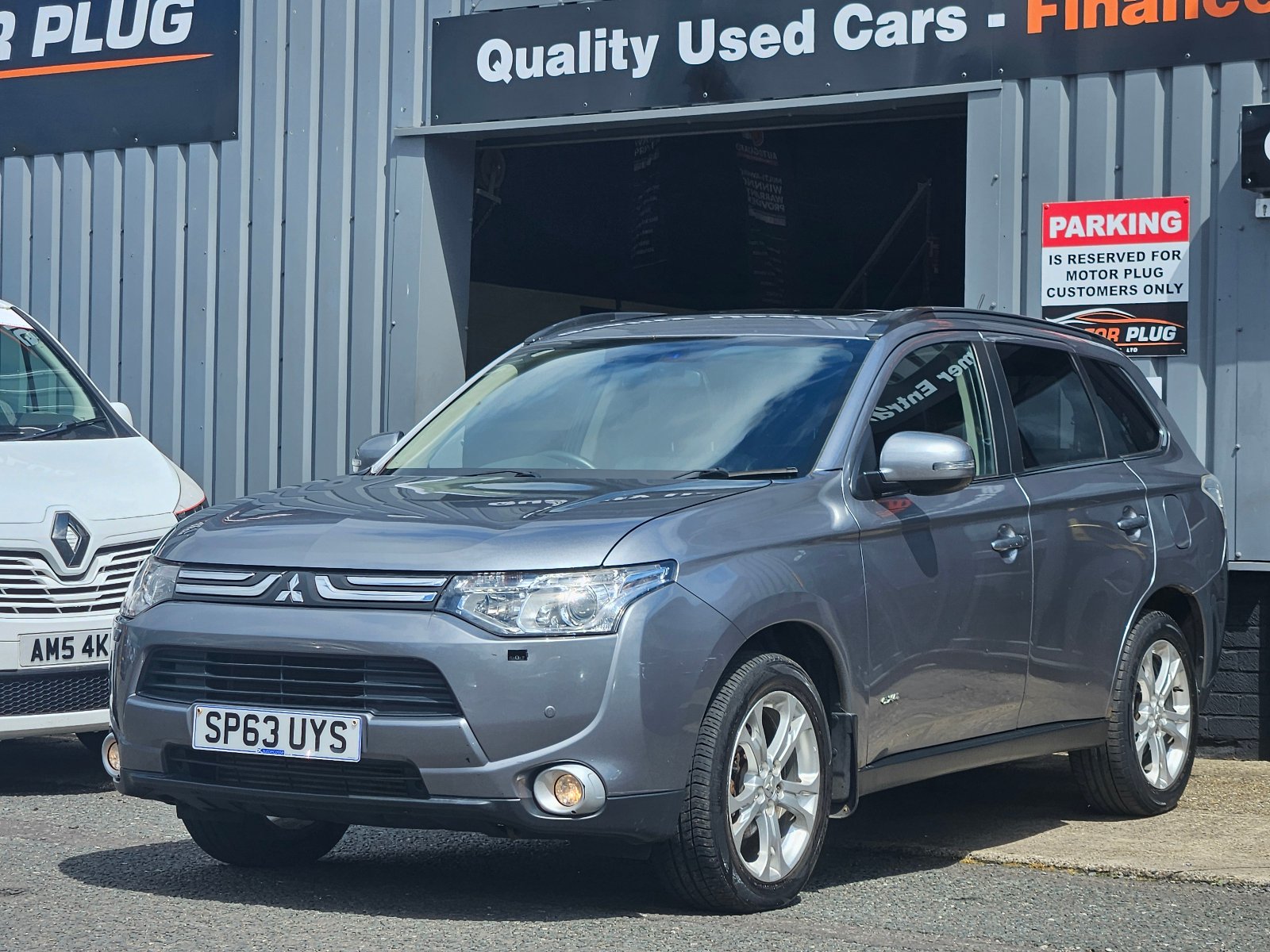 Mitsubishi Outlander - Image 5