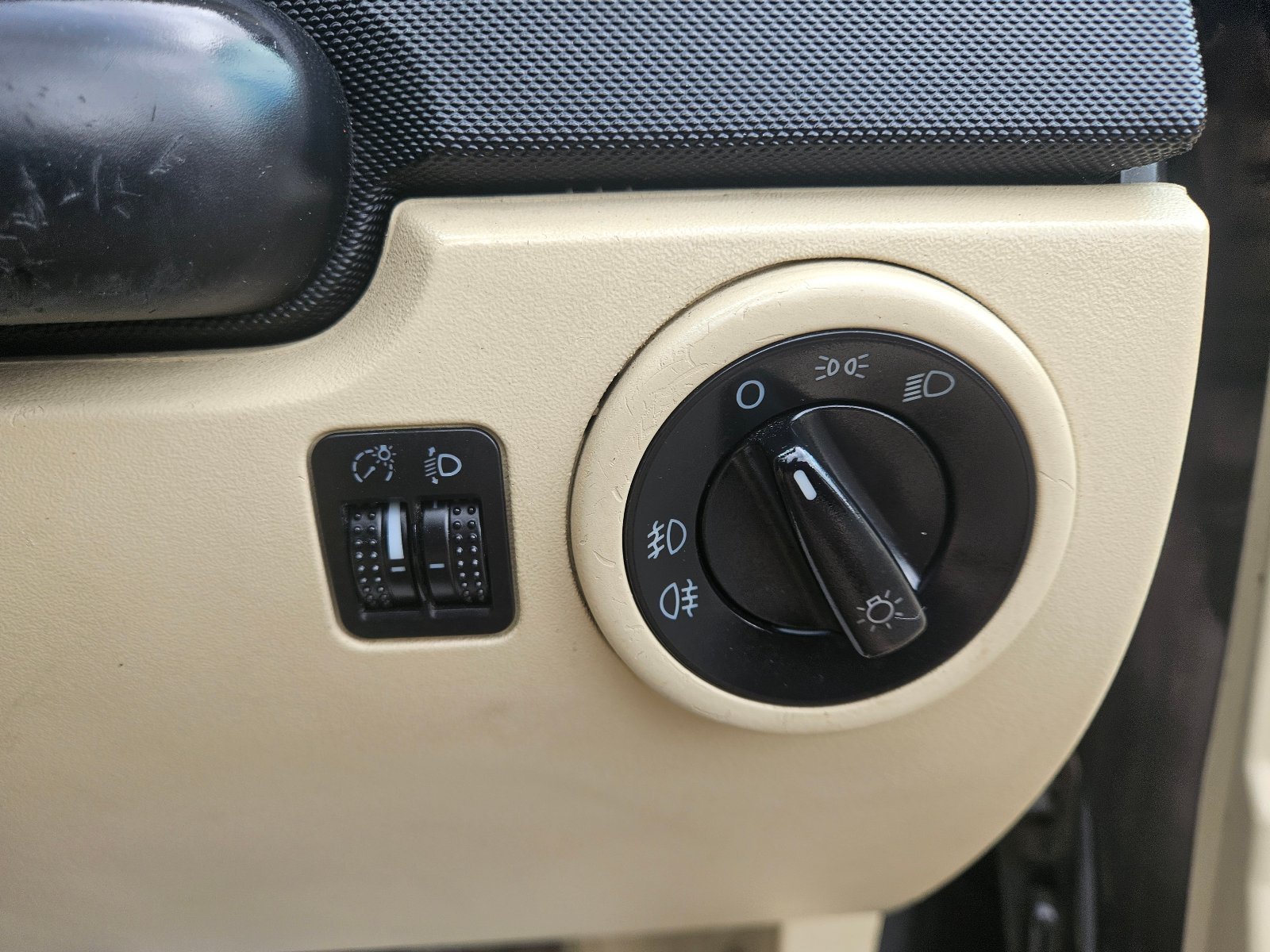 Volkswagen Beetle - Image 16
