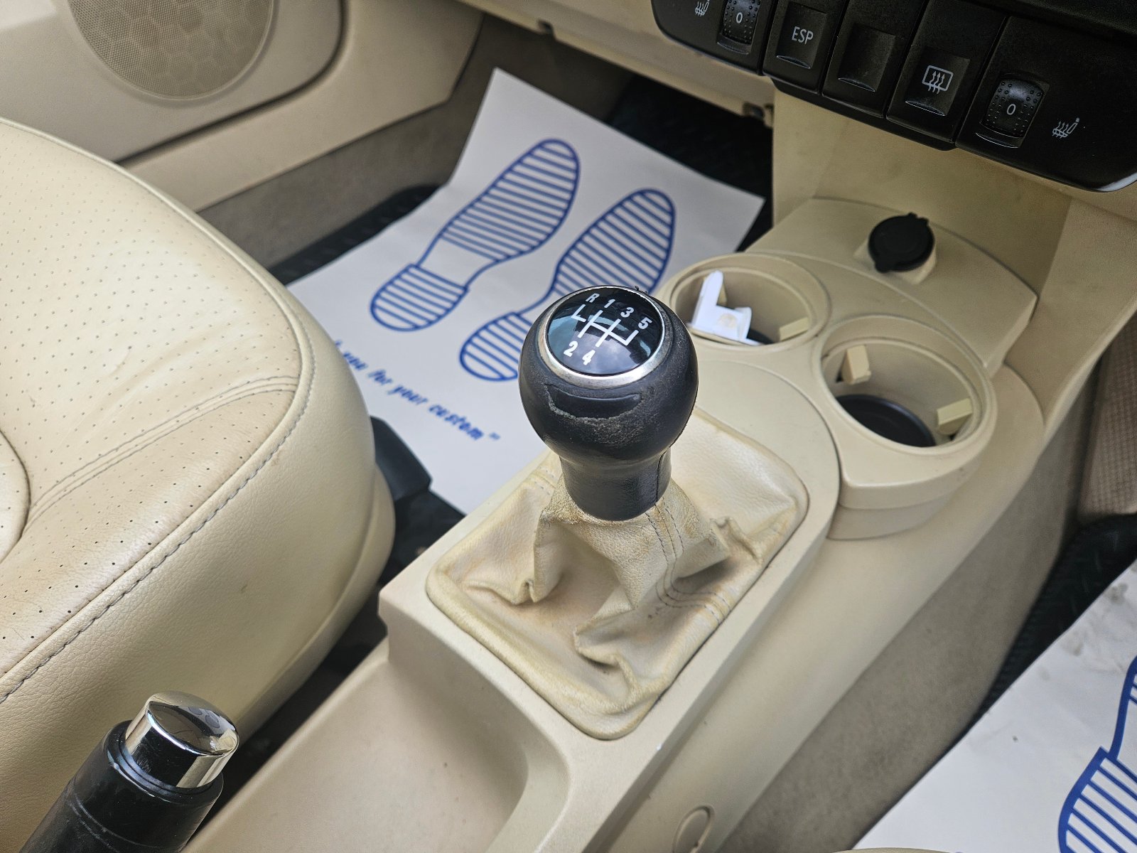 Volkswagen Beetle - Image 19