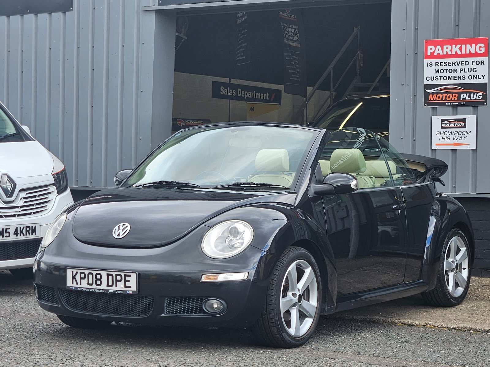 Volkswagen Beetle - Image 5