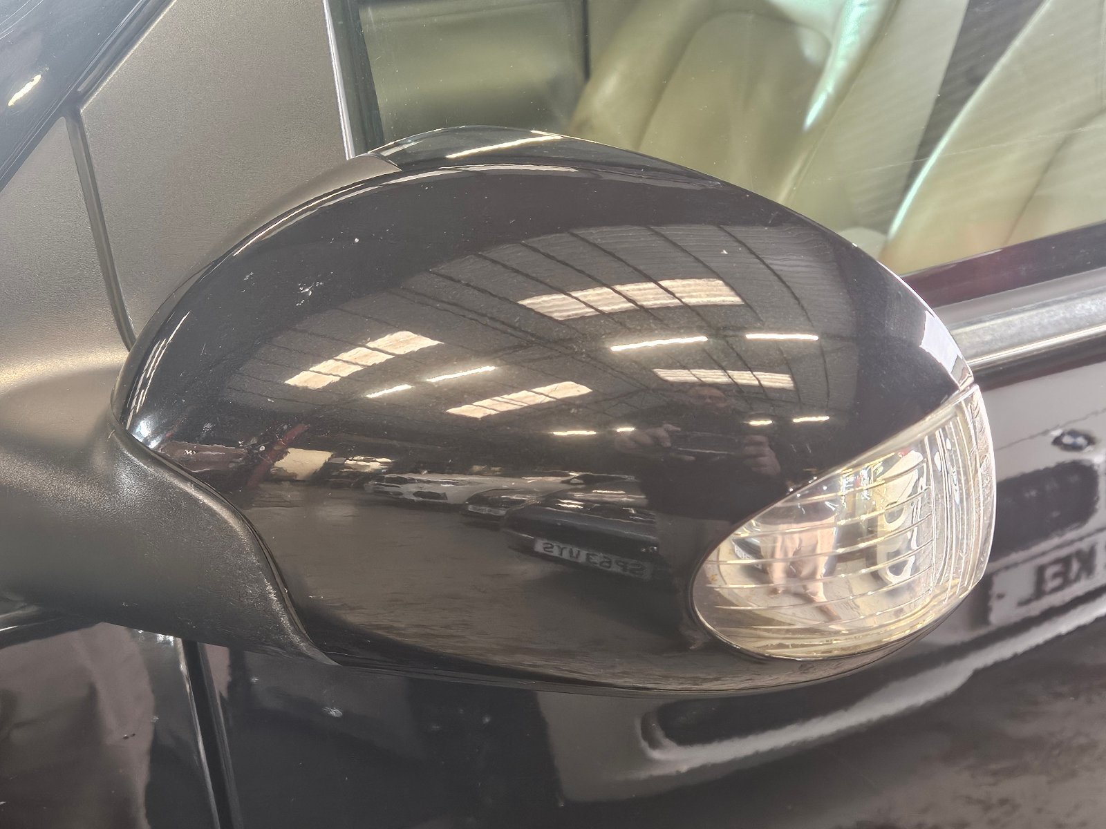 Volkswagen Beetle - Image 28