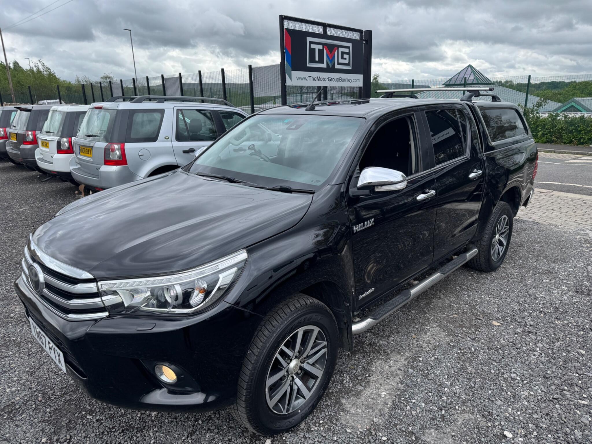 Toyota Hilux - Image 7