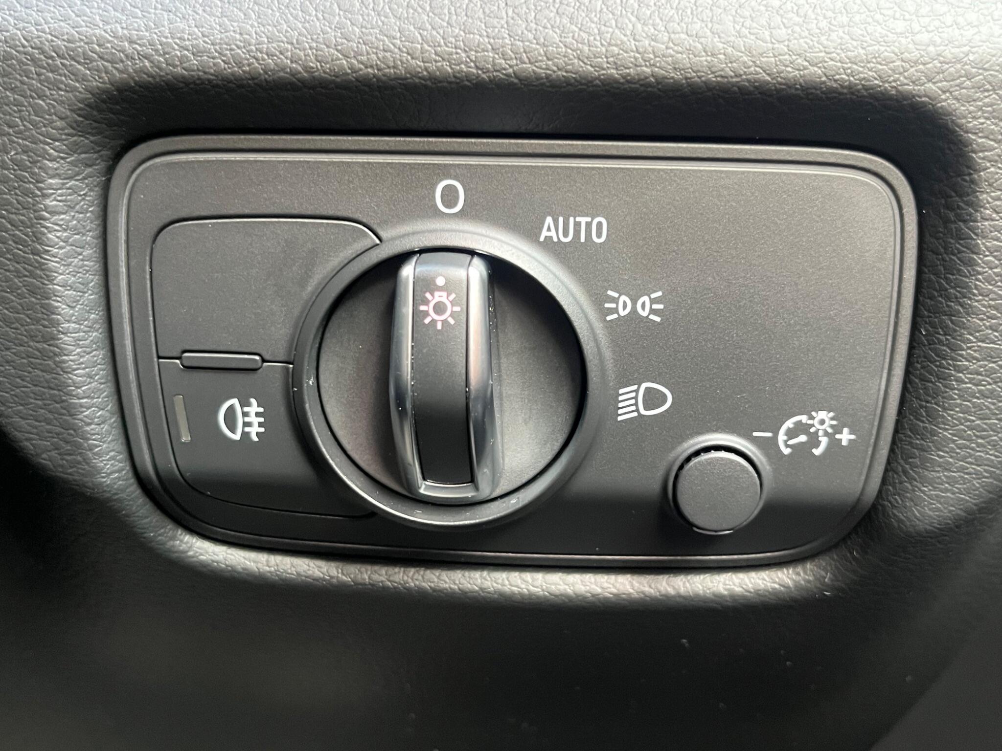 Audi S3 - Image 30