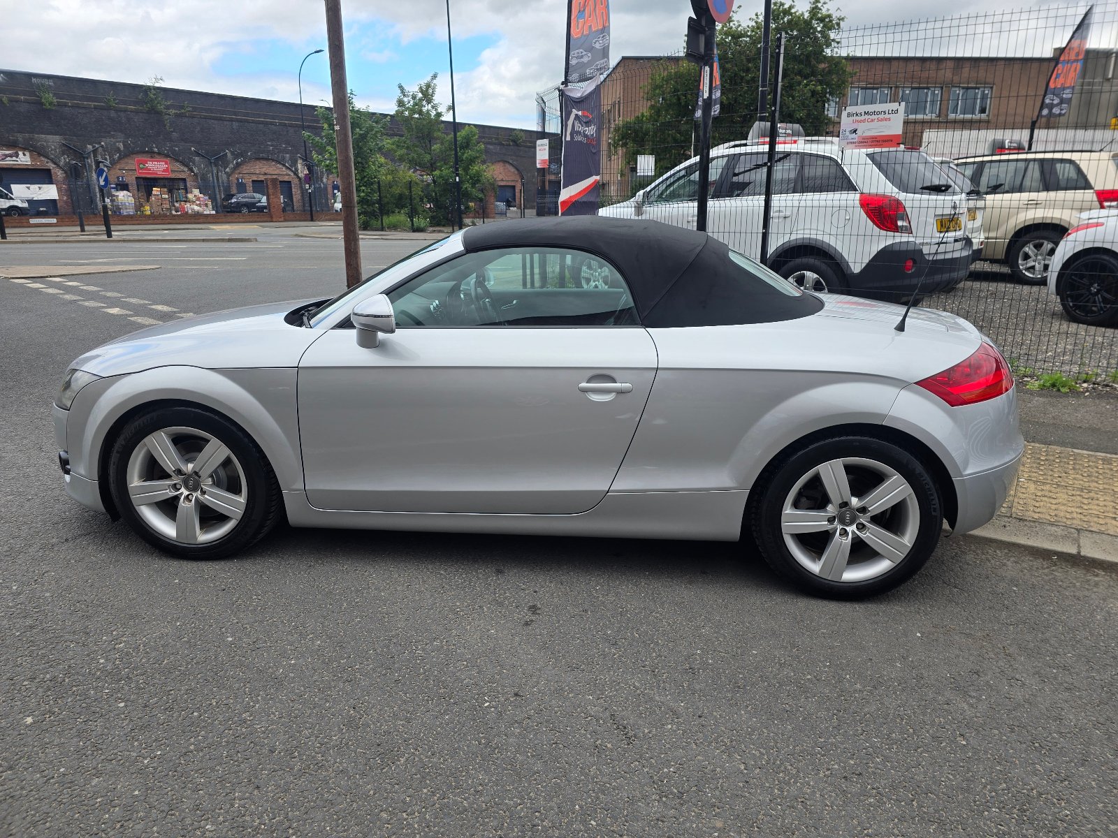 Audi TT - Image 2