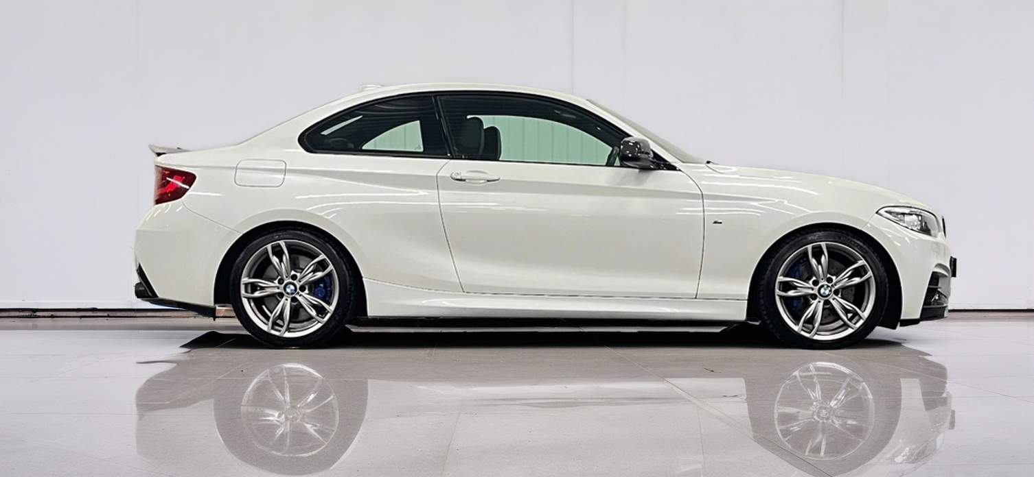 BMW 2 Series - Image 5