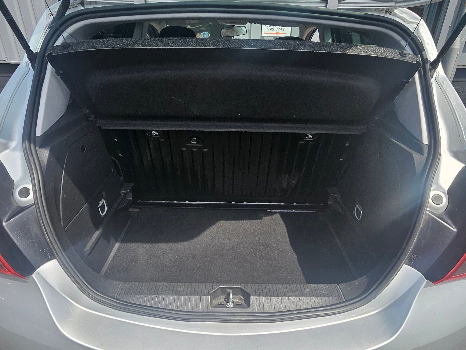 Vauxhall Corsa - Image 23
