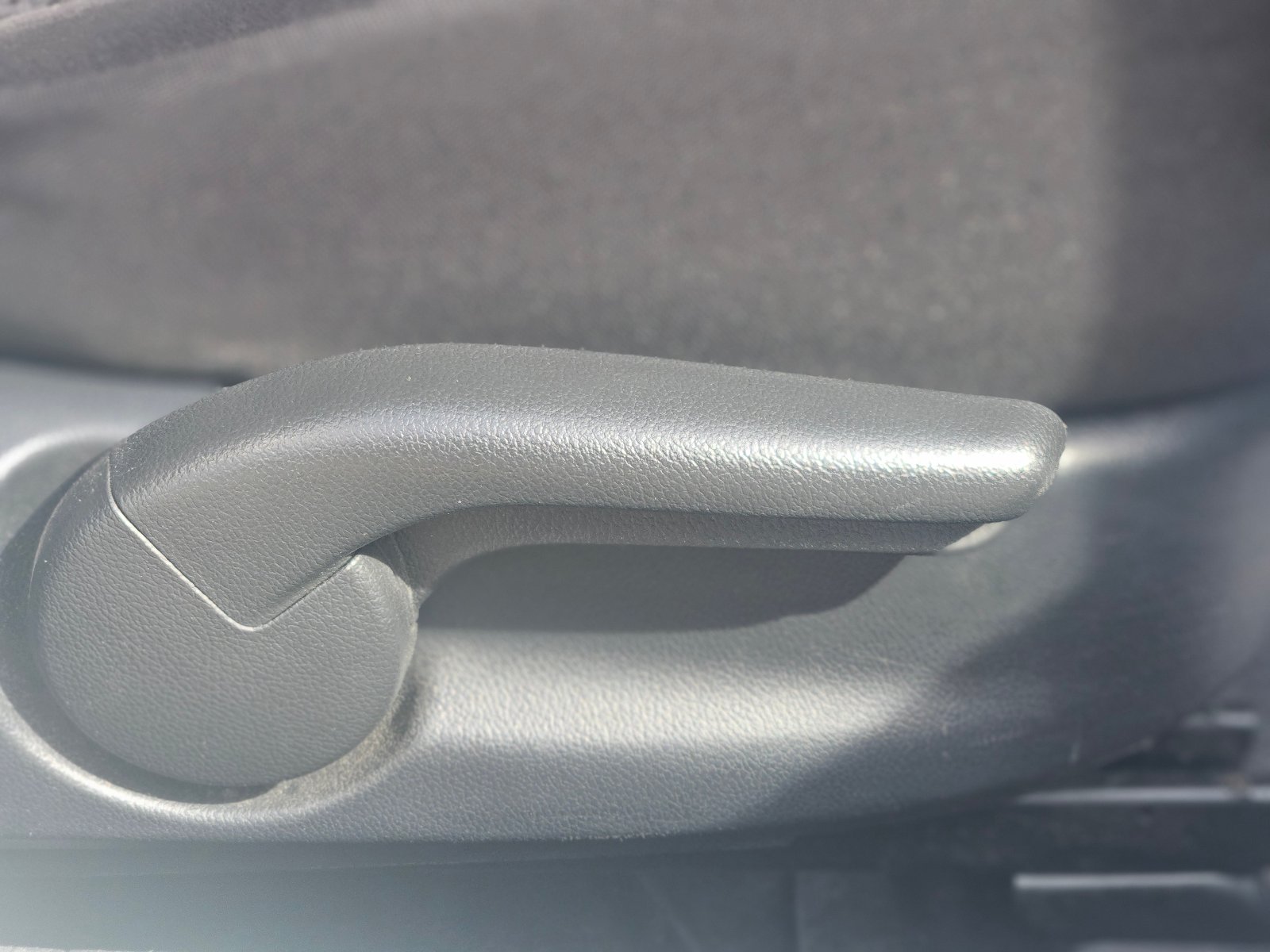 Mazda MAZDA2 - Image 23