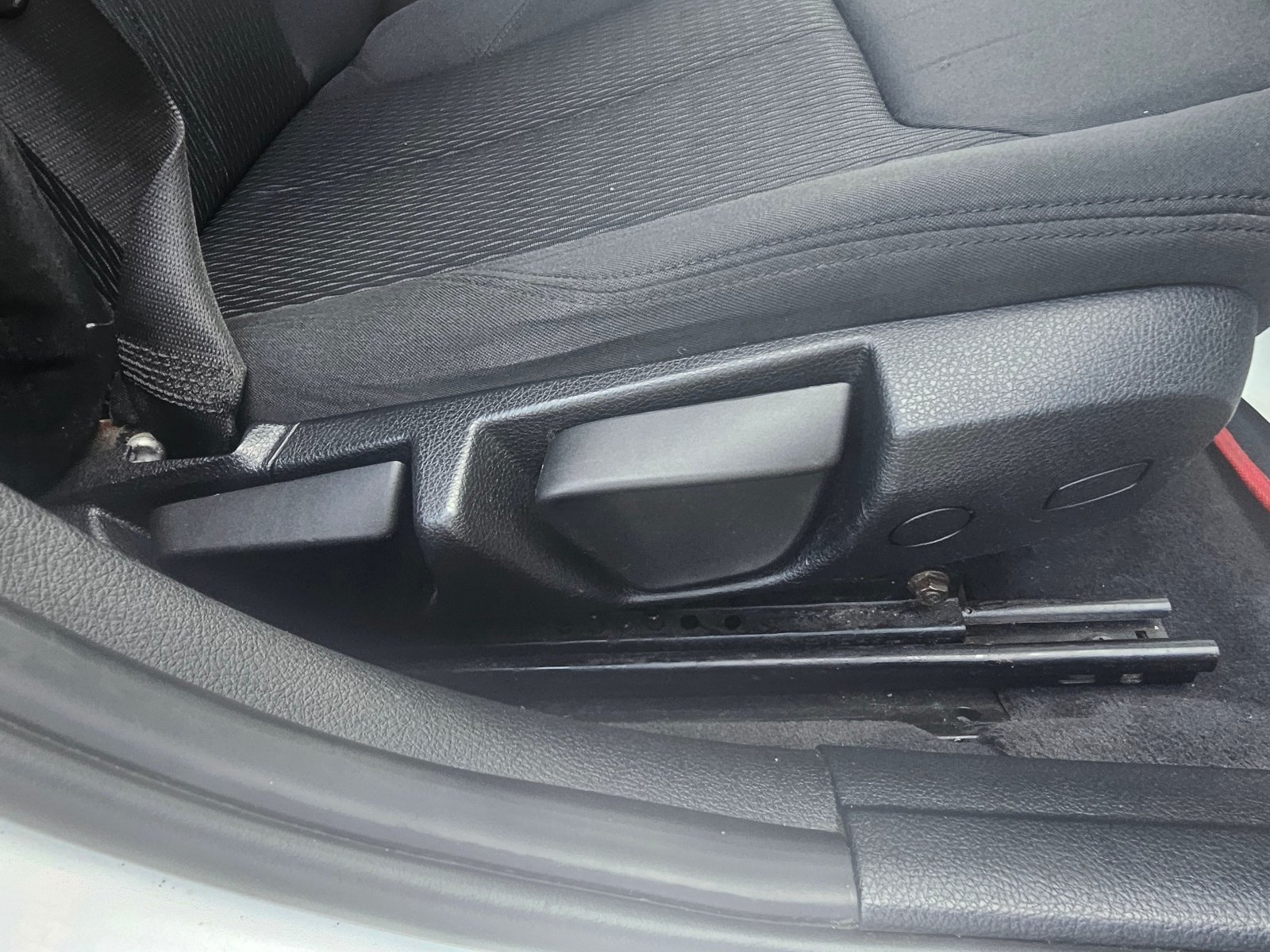 BMW 3 Series - Image 23