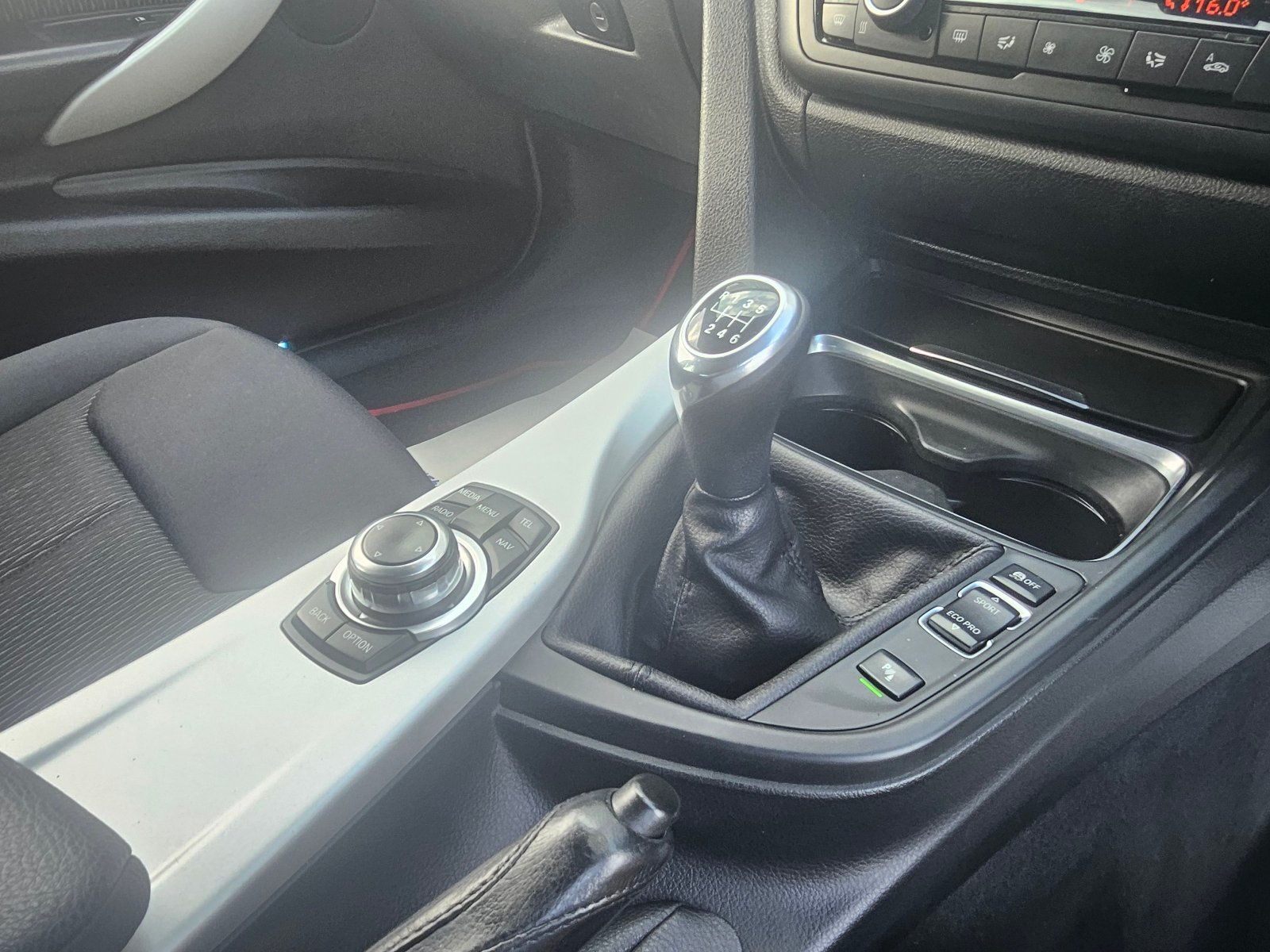 BMW 3 Series - Image 36