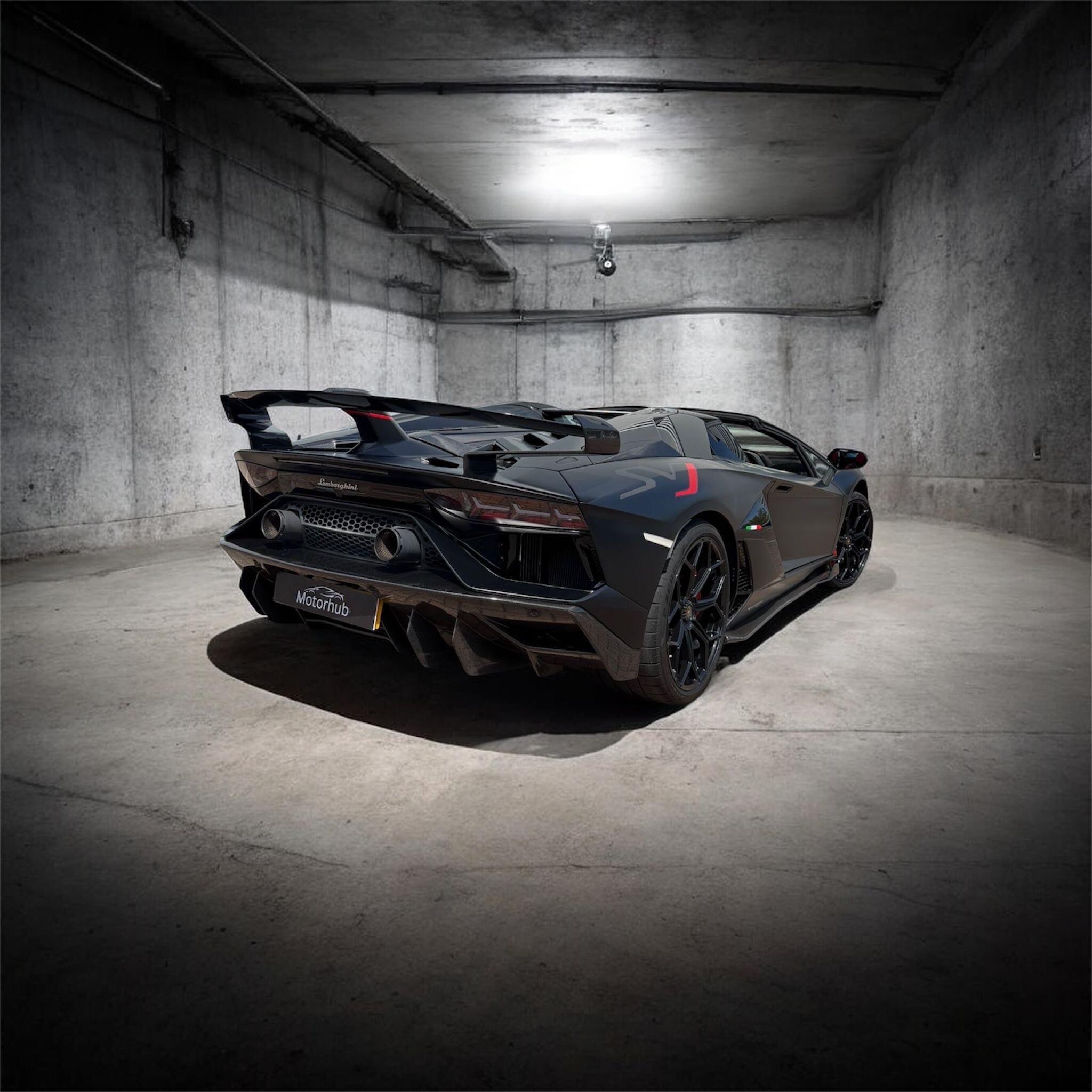 Lamborghini Aventador - Image 3