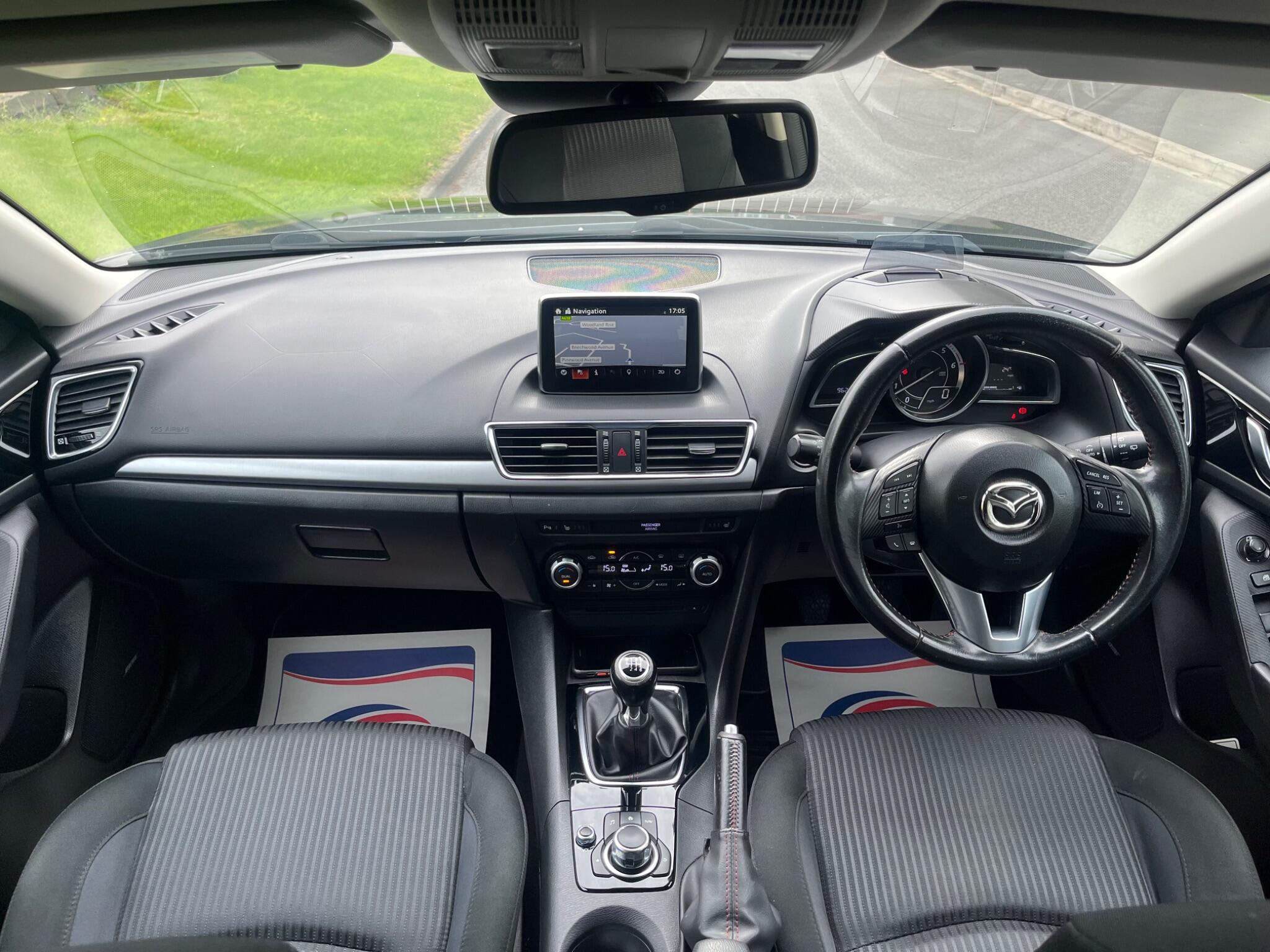 Mazda MAZDA3 - Image 4