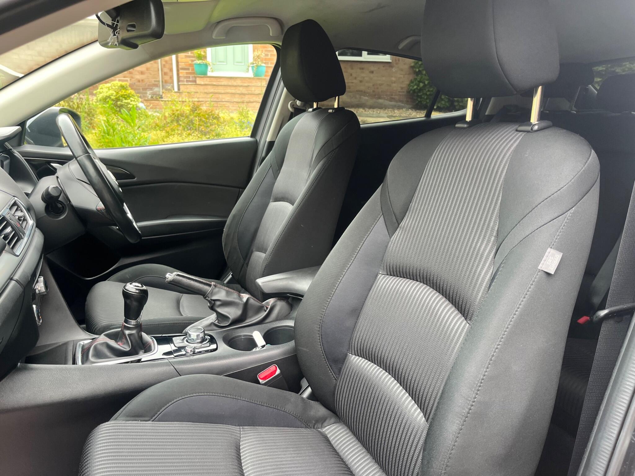 Mazda MAZDA3 - Image 13