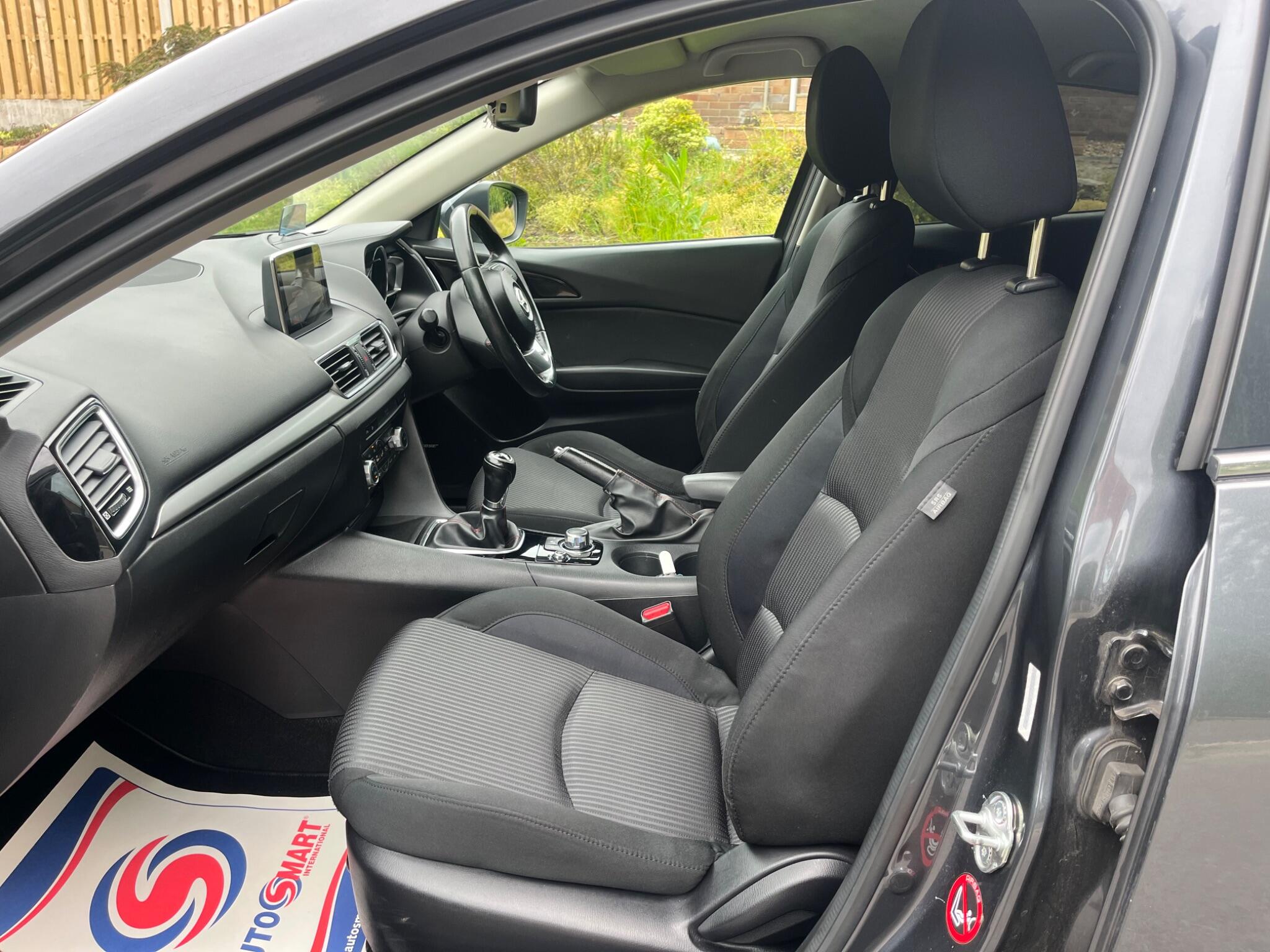 Mazda MAZDA3 - Image 14