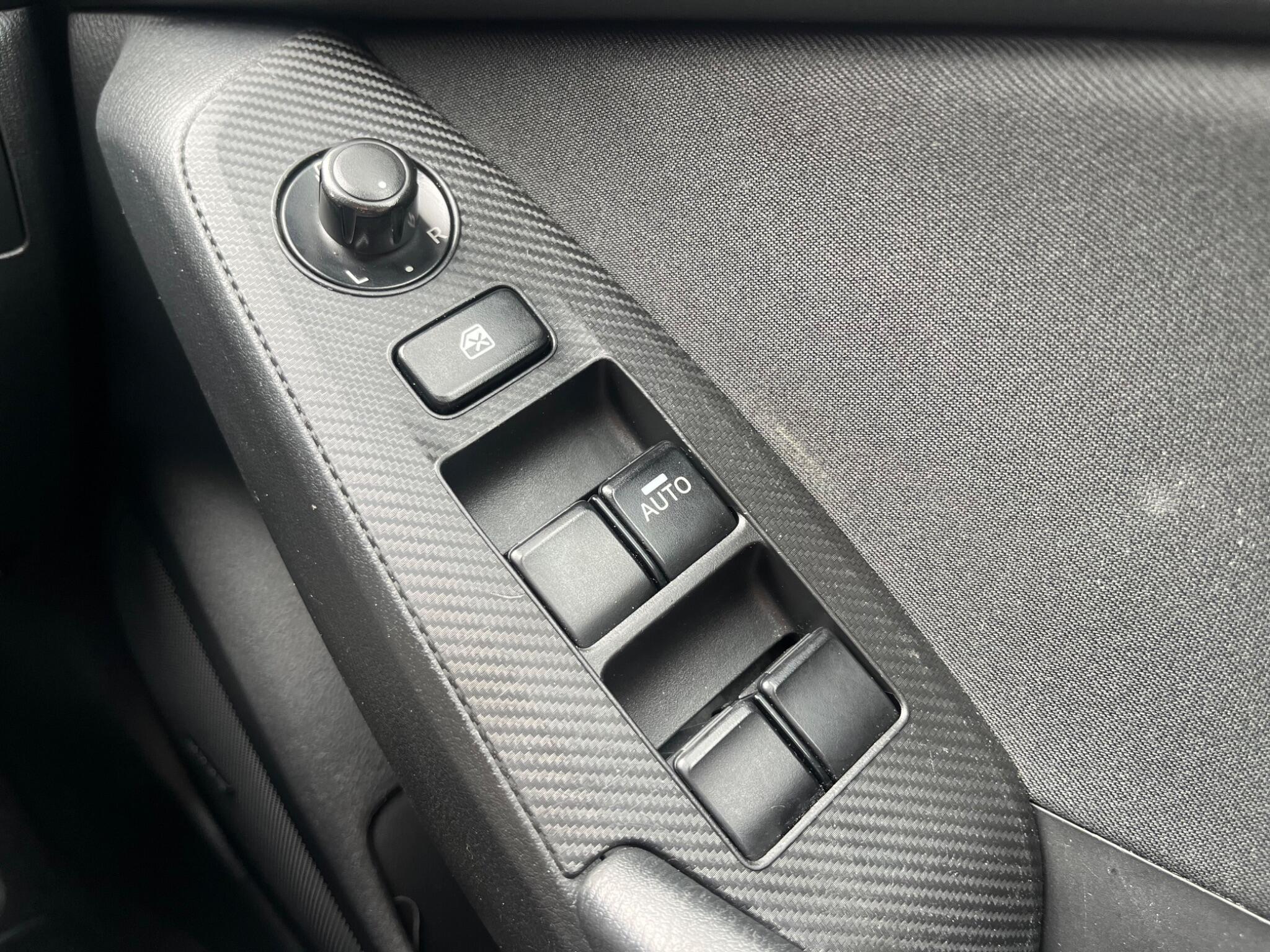 Mazda MAZDA3 - Image 32