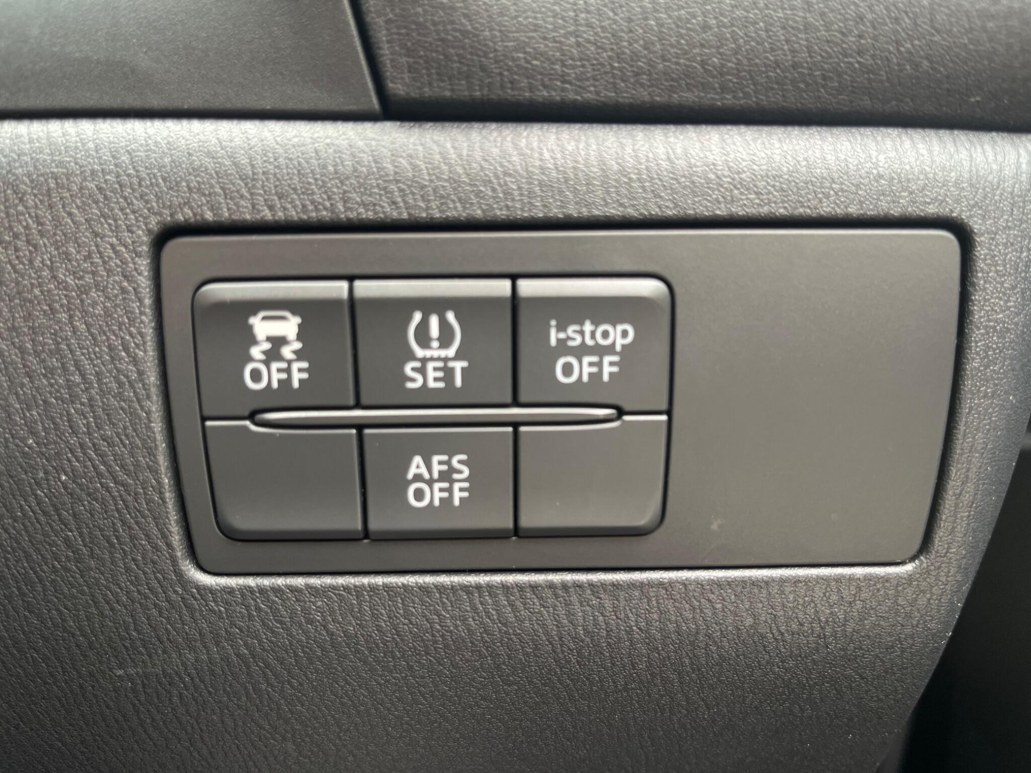 Mazda MAZDA3 - Image 33