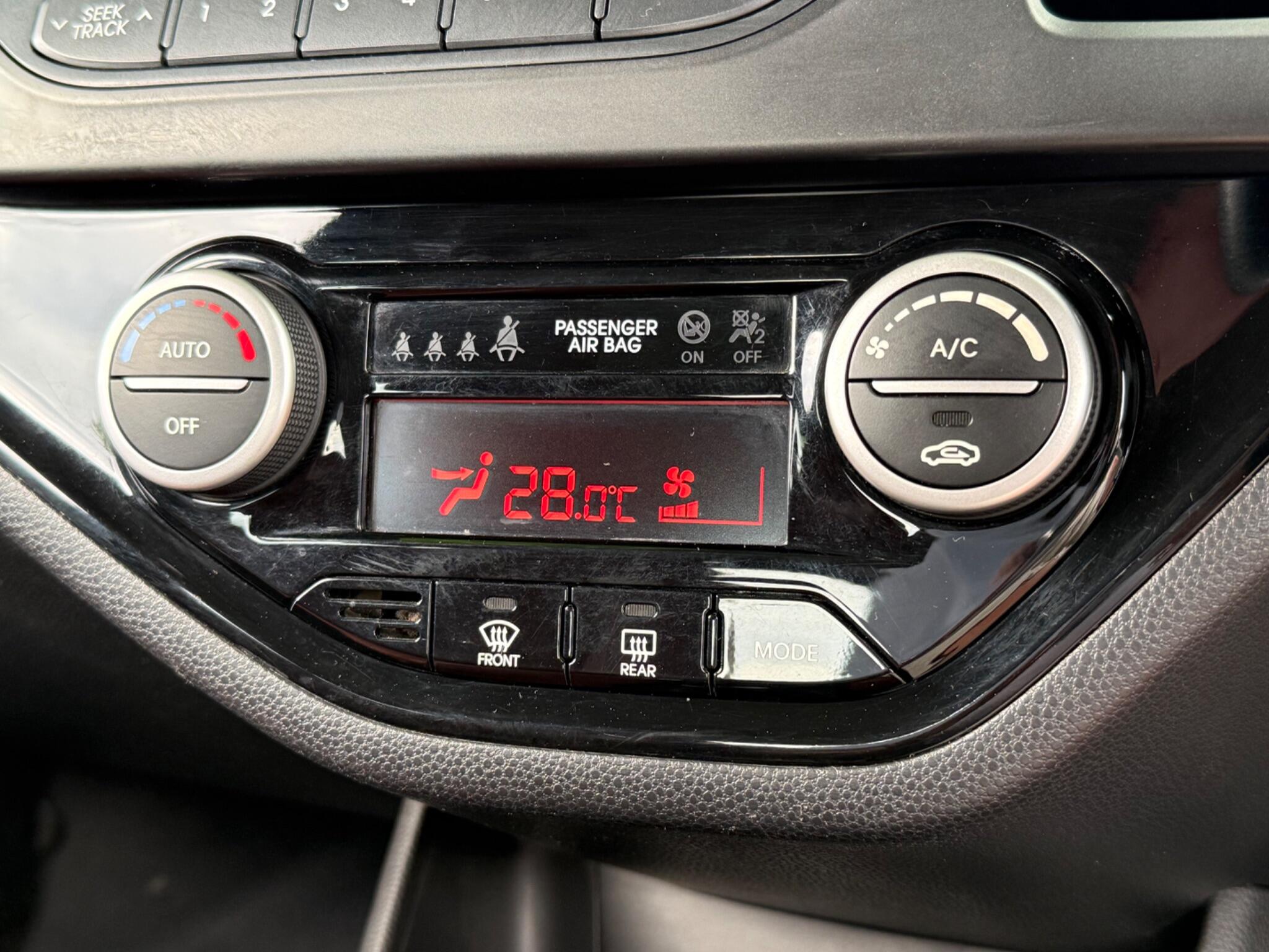 Kia Picanto - Image 28