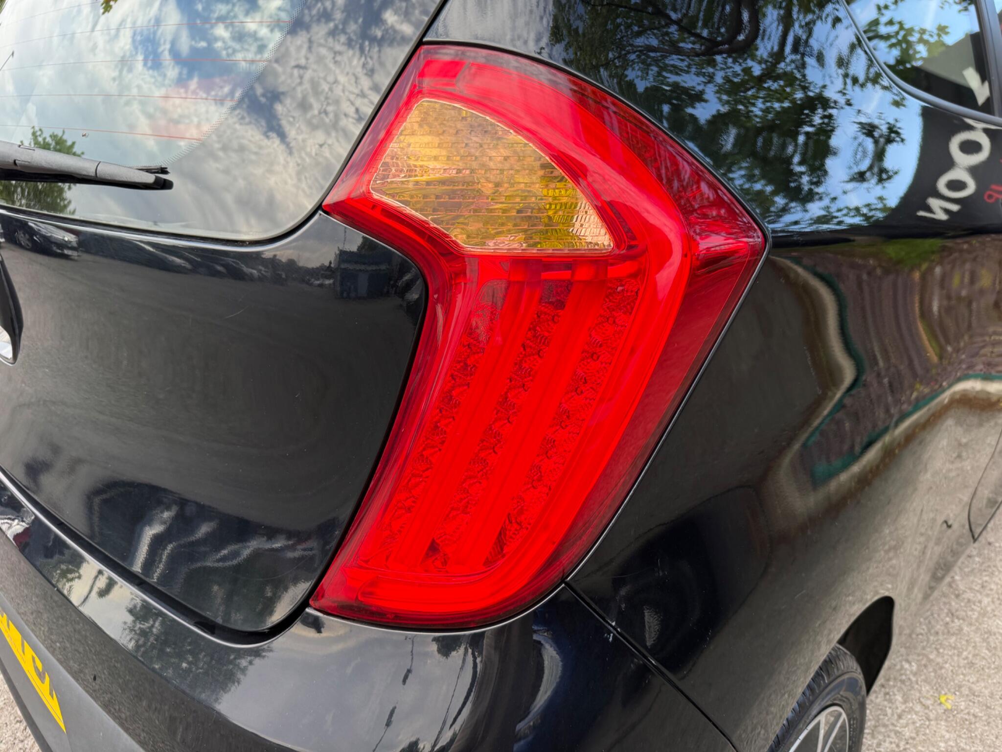 Kia Picanto - Image 34