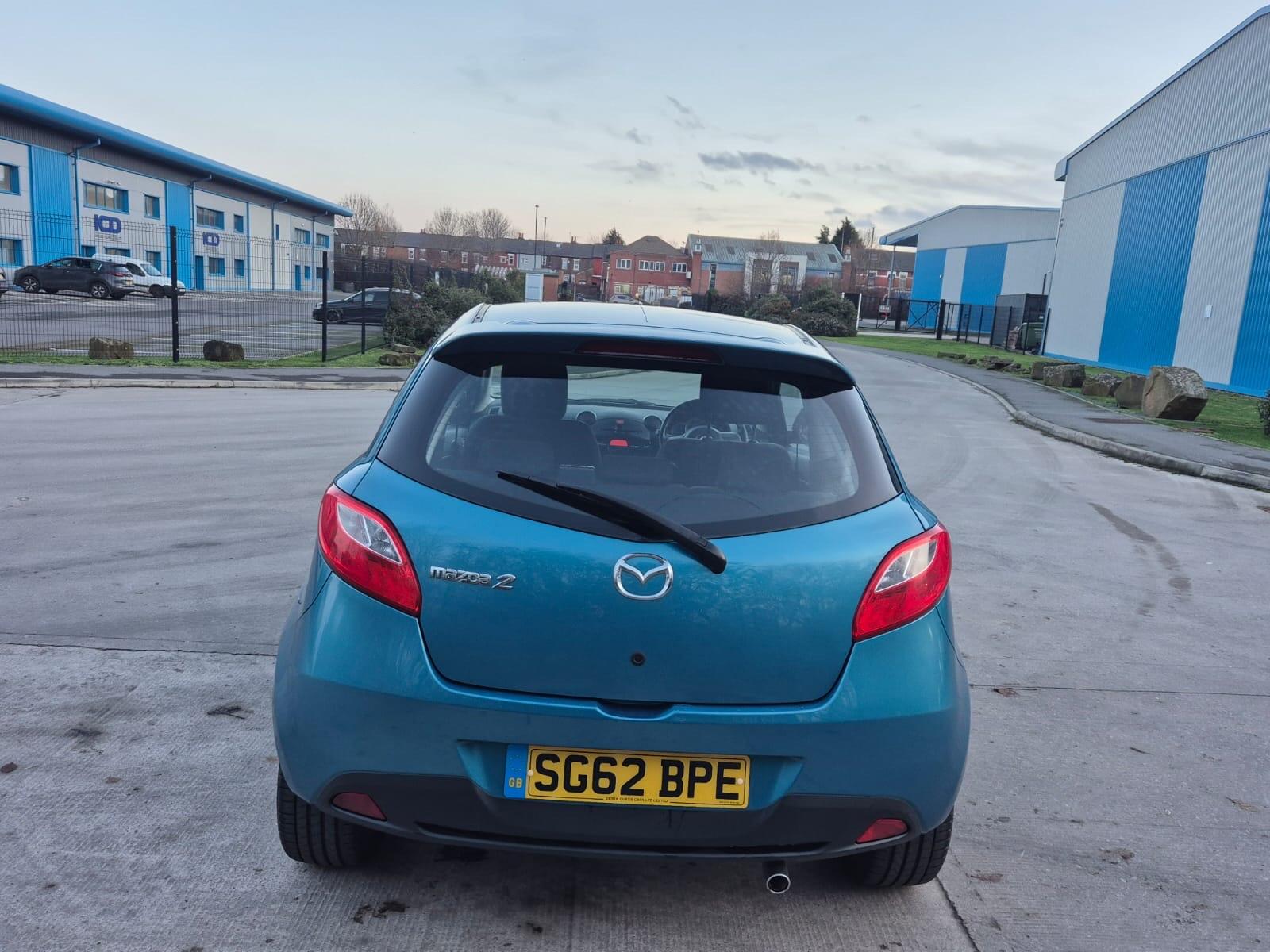 Mazda MAZDA2 - Image 10