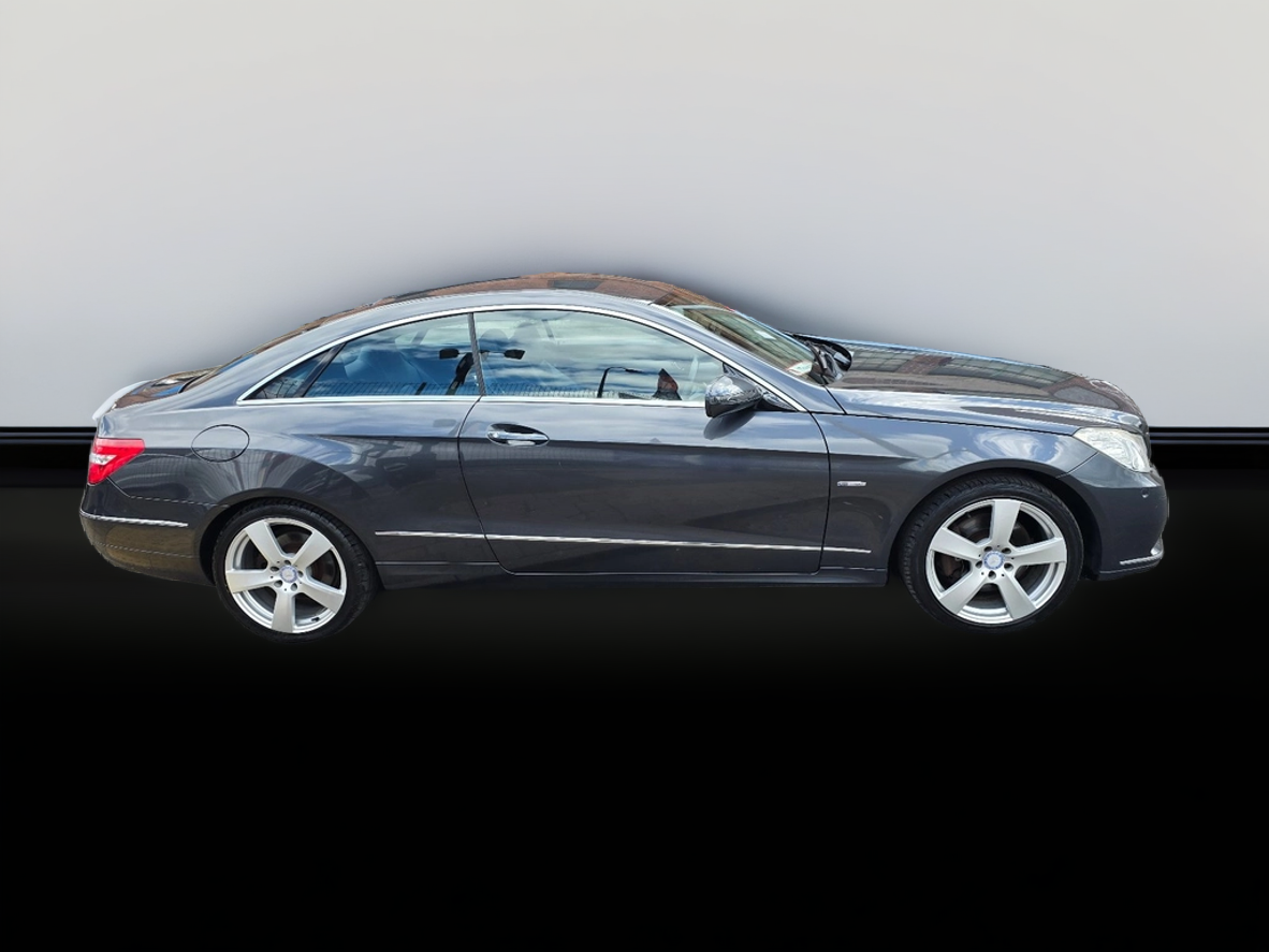 Mercedes E Class - Image 21