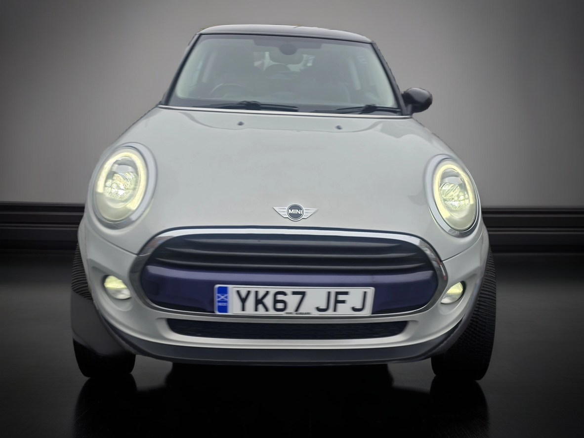 MINI Hatch - Image 2