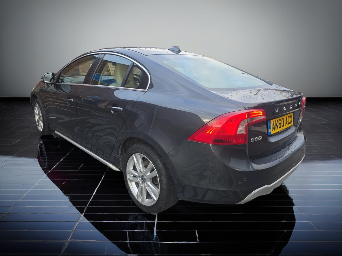 Volvo S60 - Image 4
