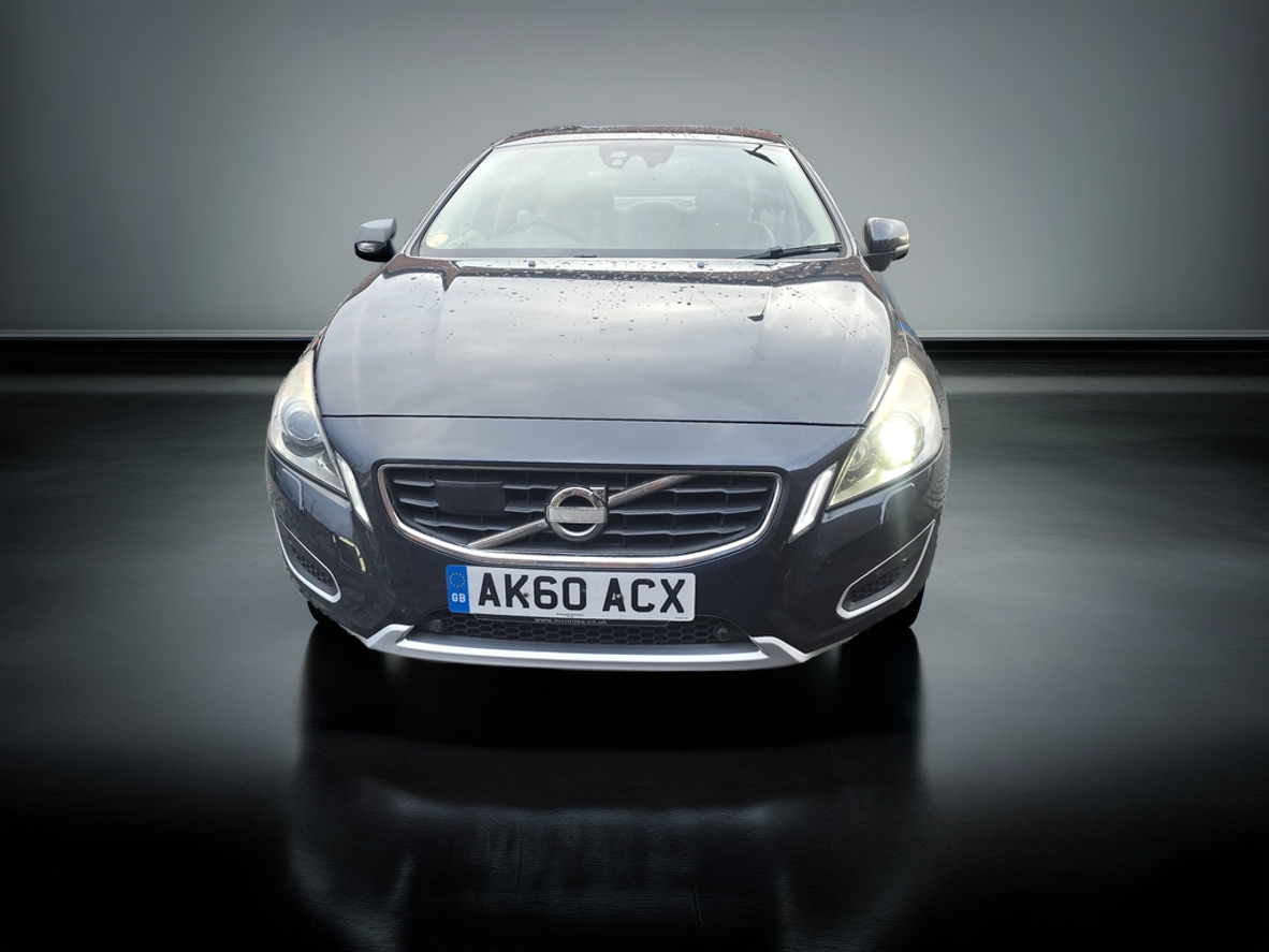 Volvo S60 - Image 2