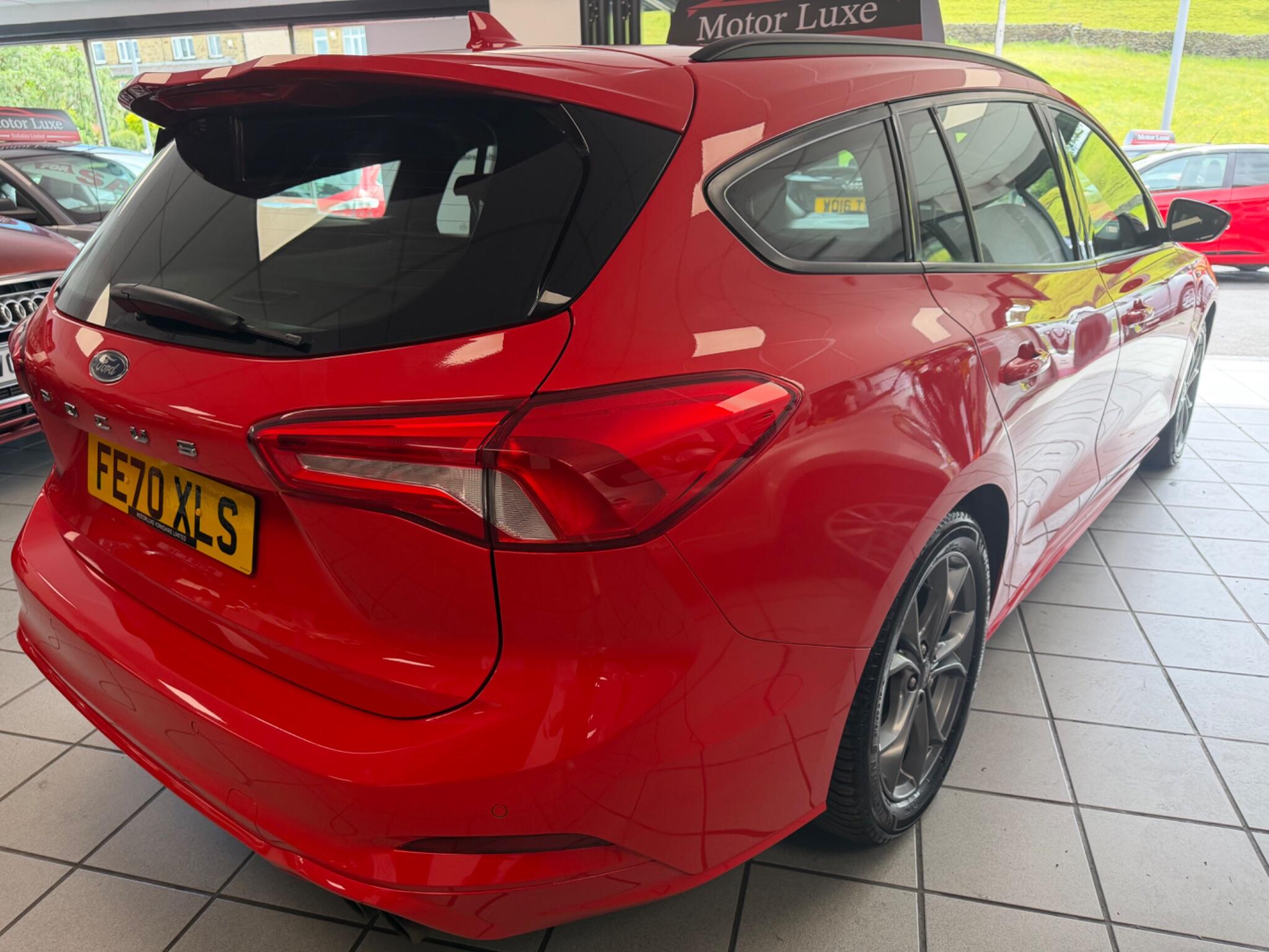 Ford Focus - Image 20