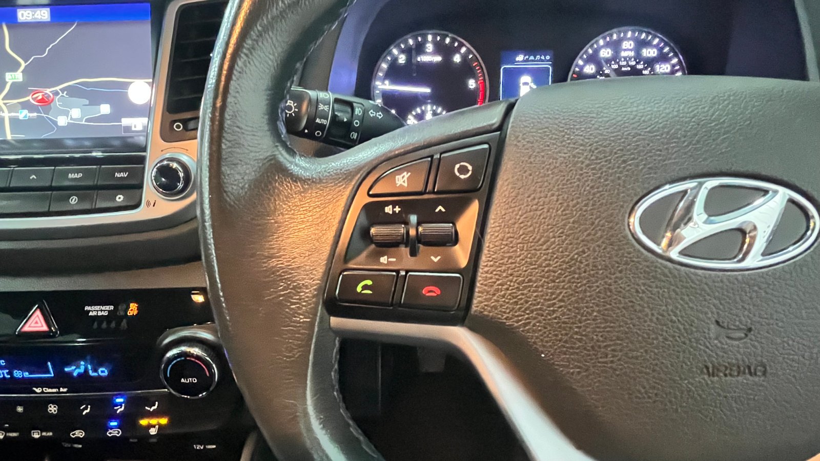 Hyundai Tucson - Image 40