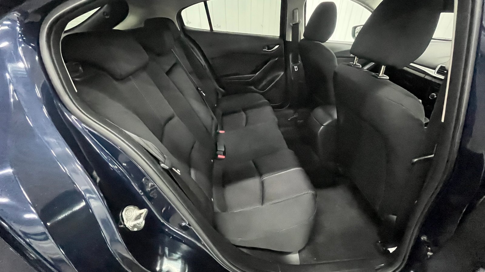 Mazda MAZDA3 - Image 24