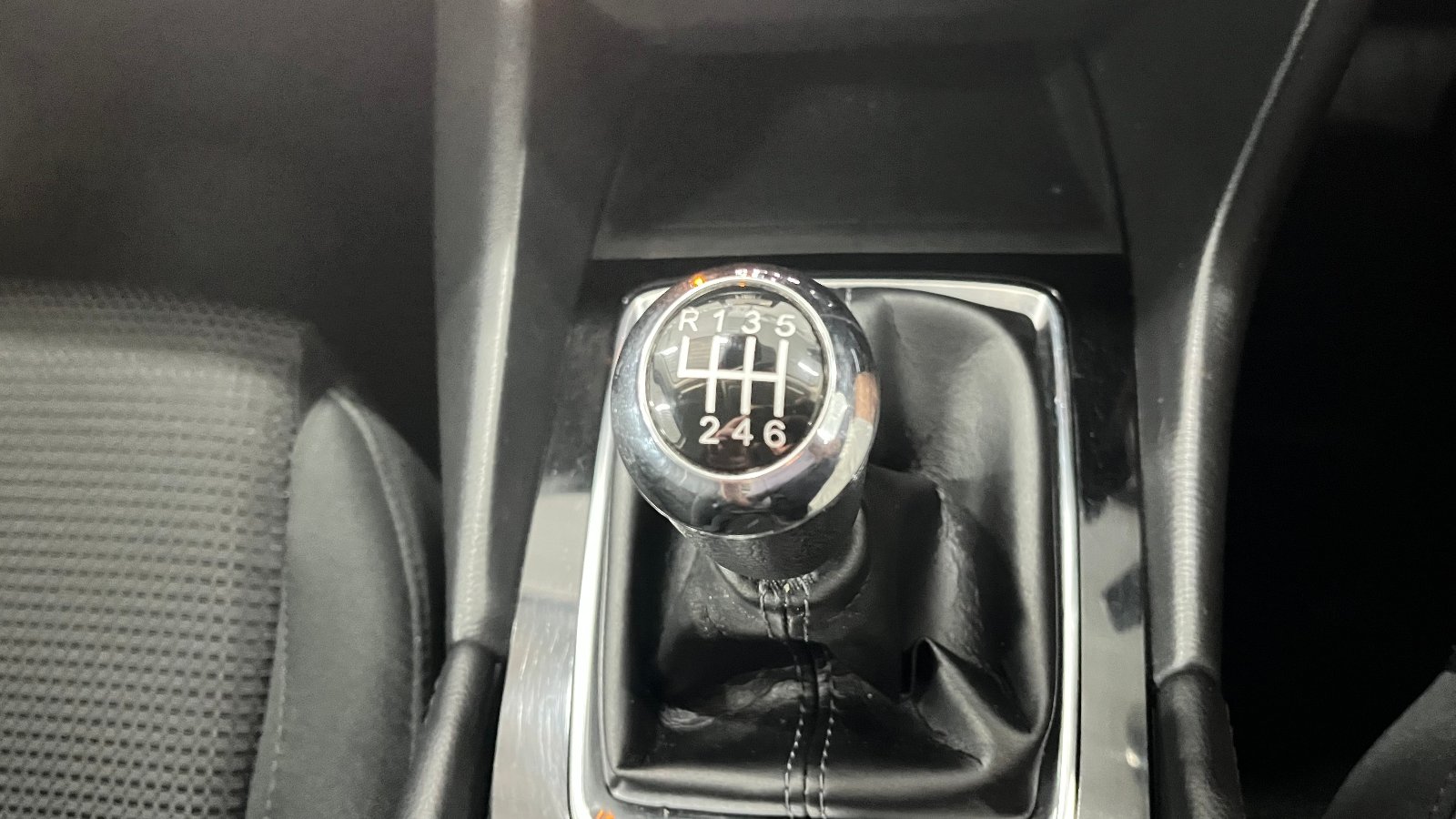 Mazda MAZDA3 - Image 36