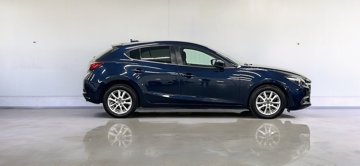 Mazda MAZDA3 - Image 5