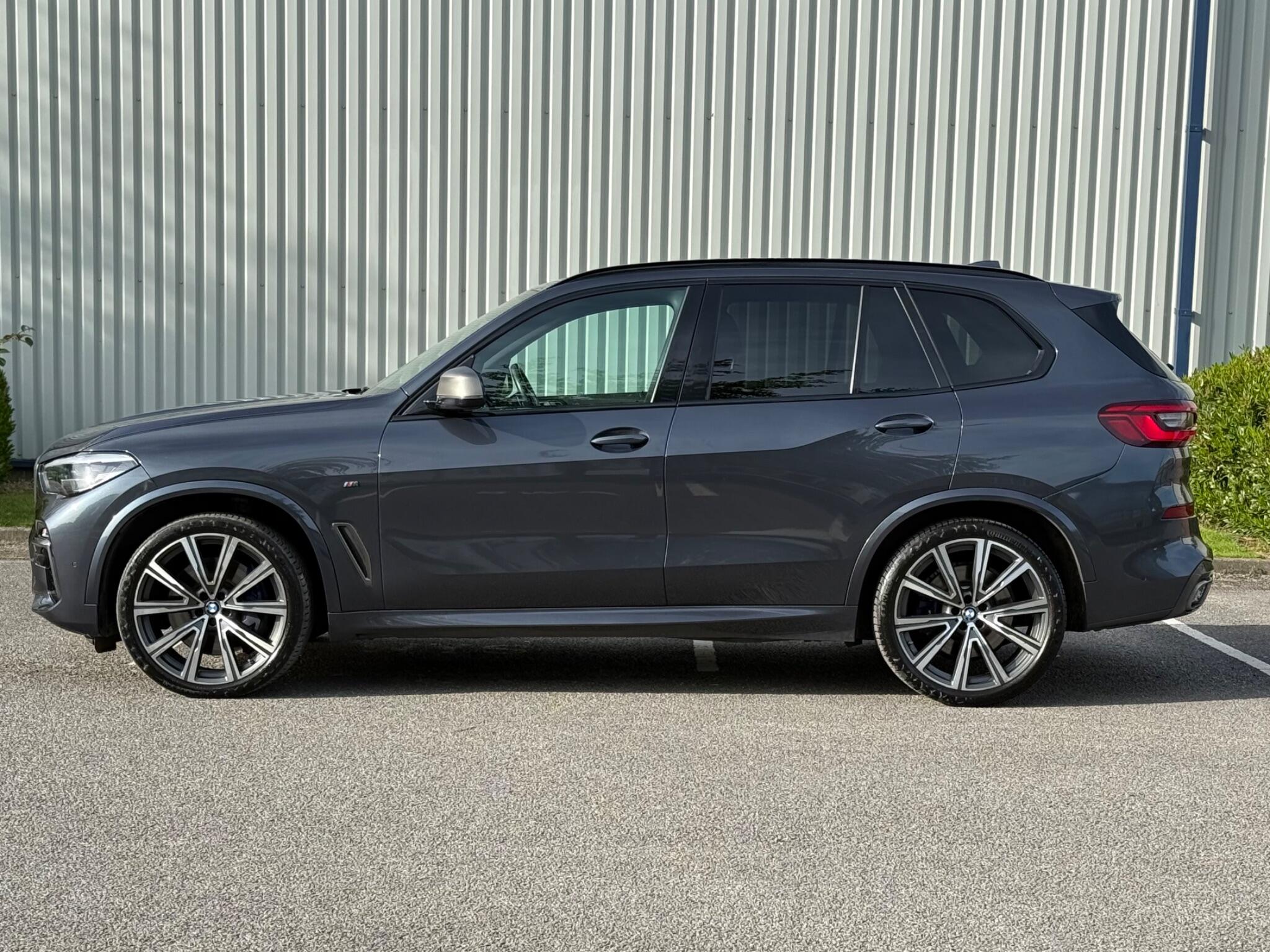 BMW X5 - Image 12