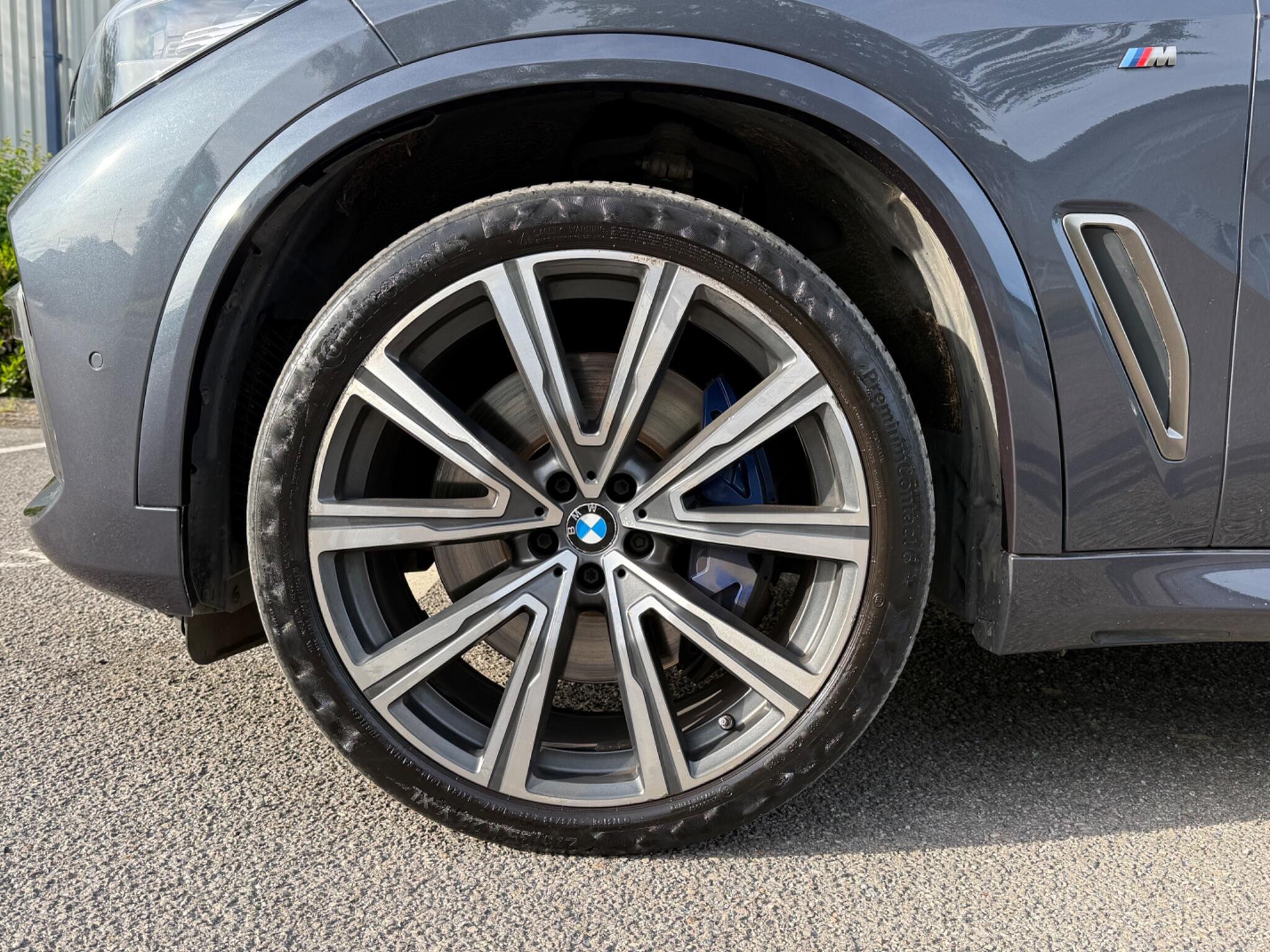BMW X5 - Image 17